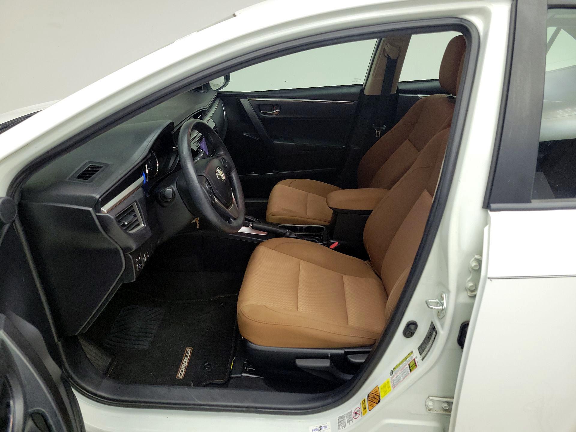 Thumbnail: 2015 Toyota Corolla - 11
