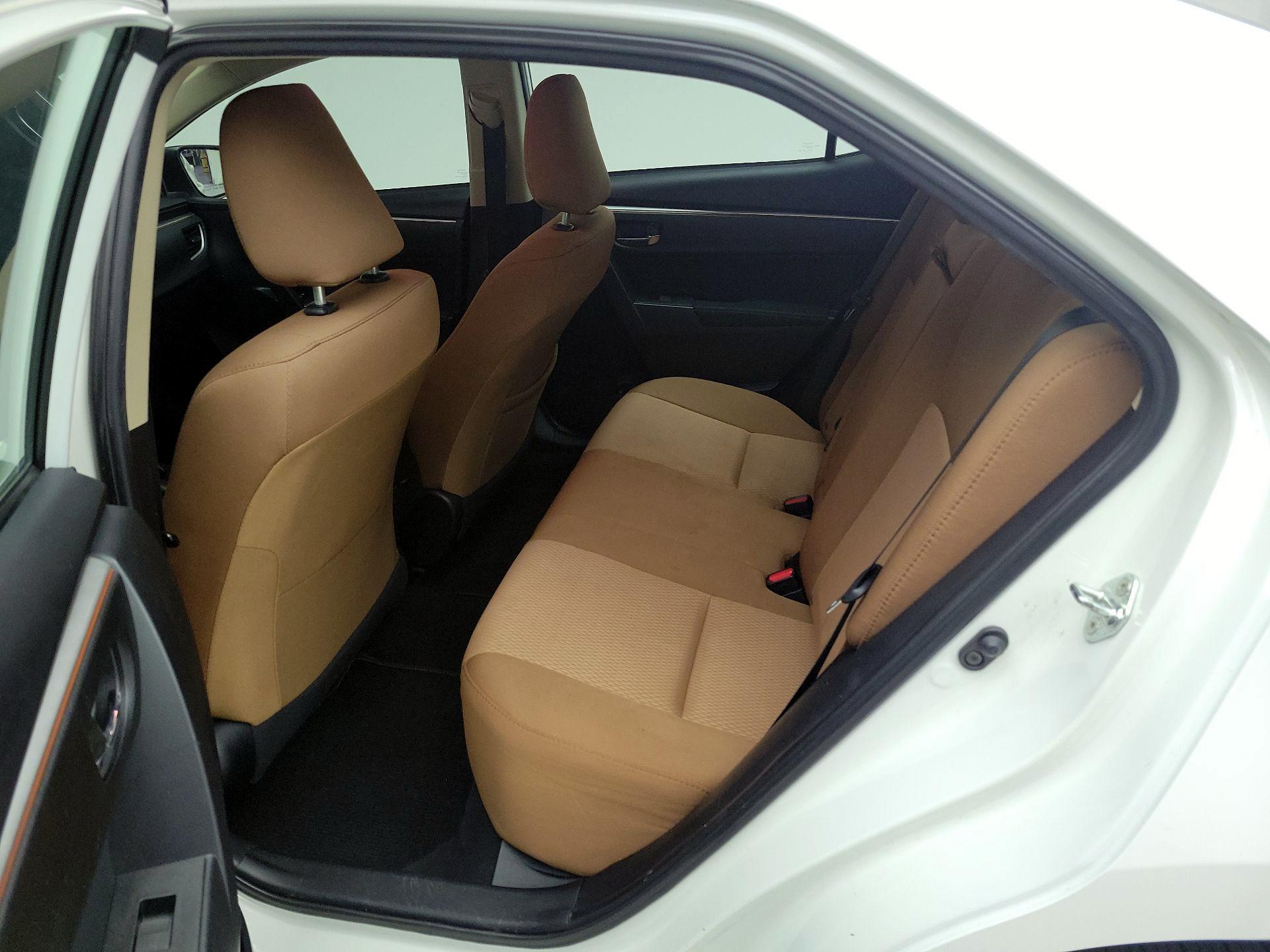 Thumbnail: 2015 Toyota Corolla - 19