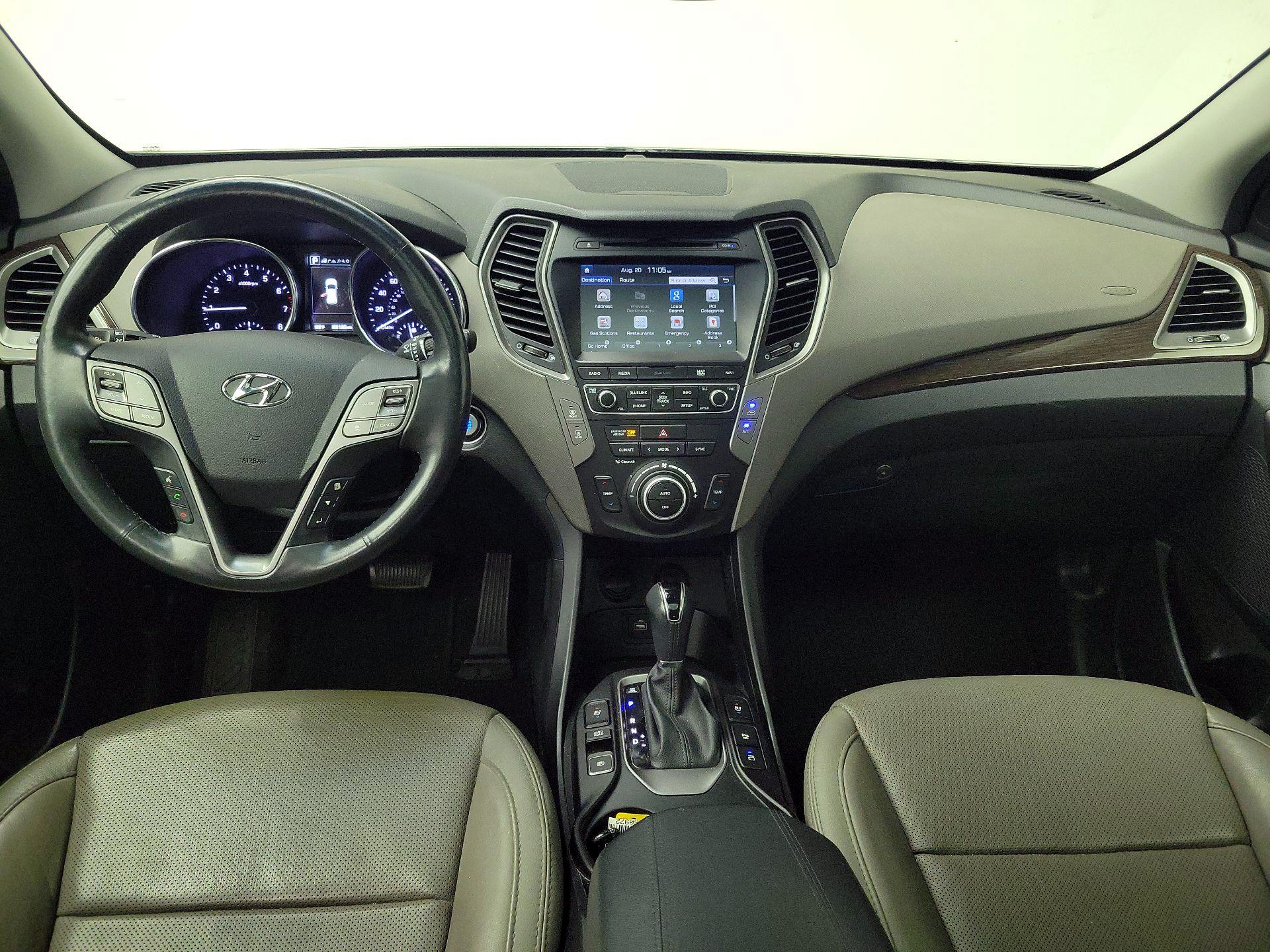 Thumbnail: 2017 Hyundai Santa Fe - 9
