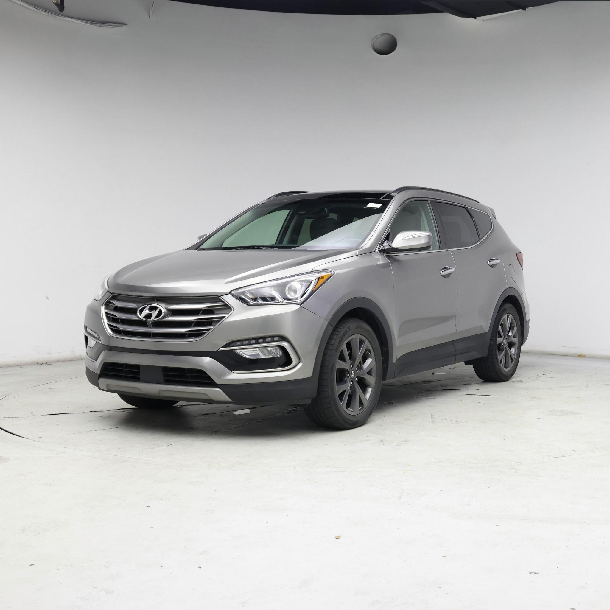 Thumbnail: 2017 Hyundai Santa Fe - 4