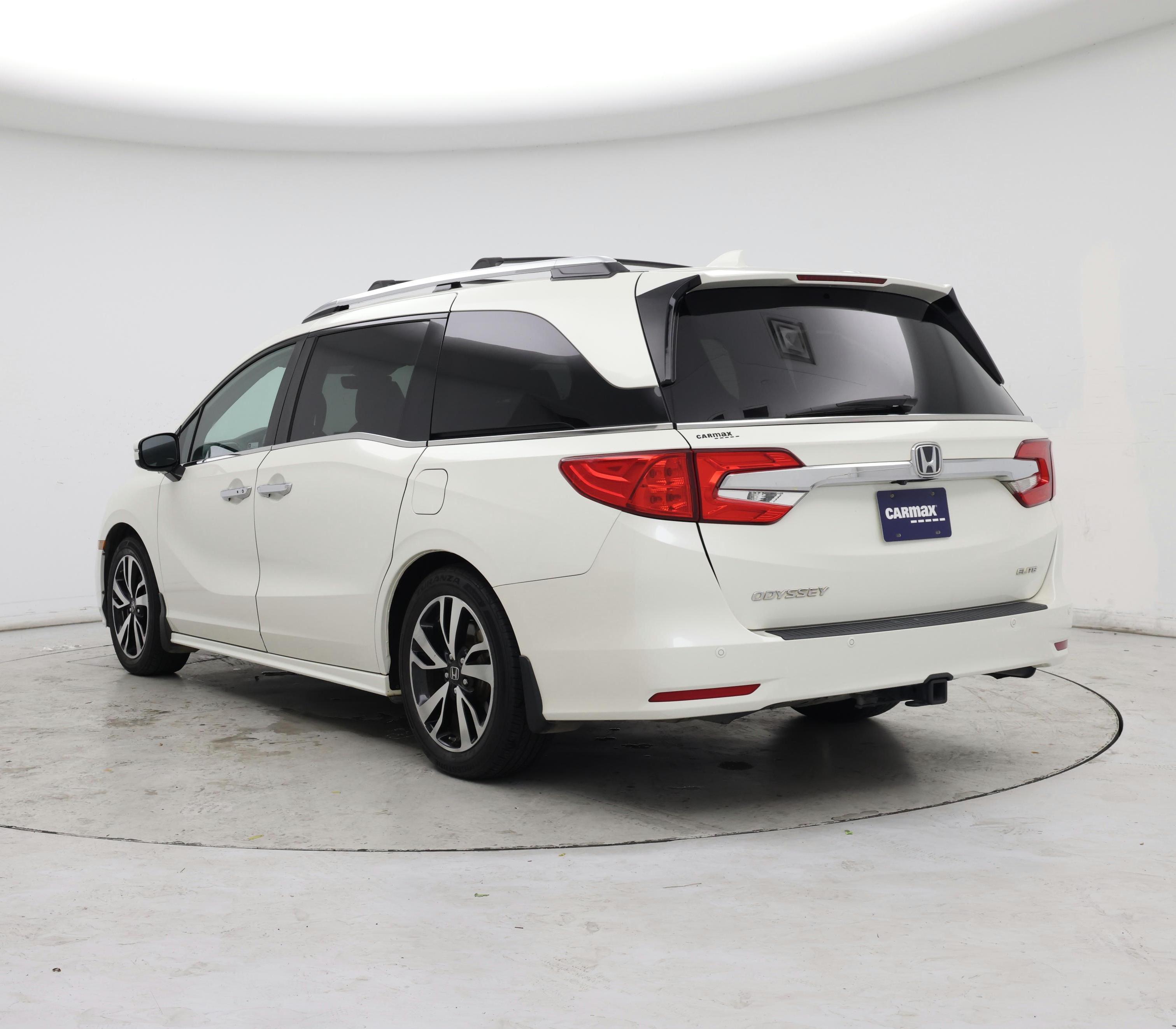 Thumbnail: 2019 Honda Odyssey - 2