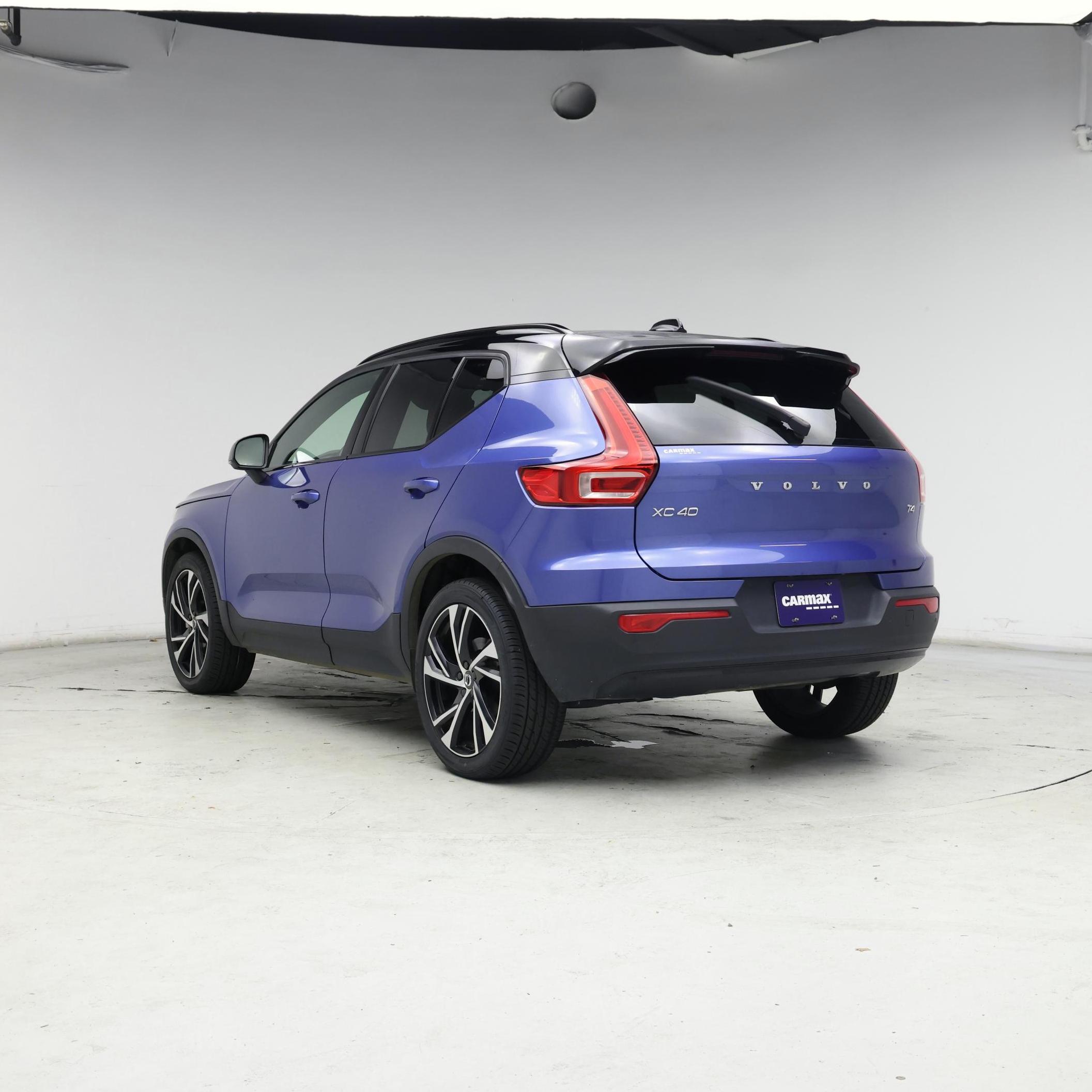 Thumbnail: 2021 Volvo XC40 - 2