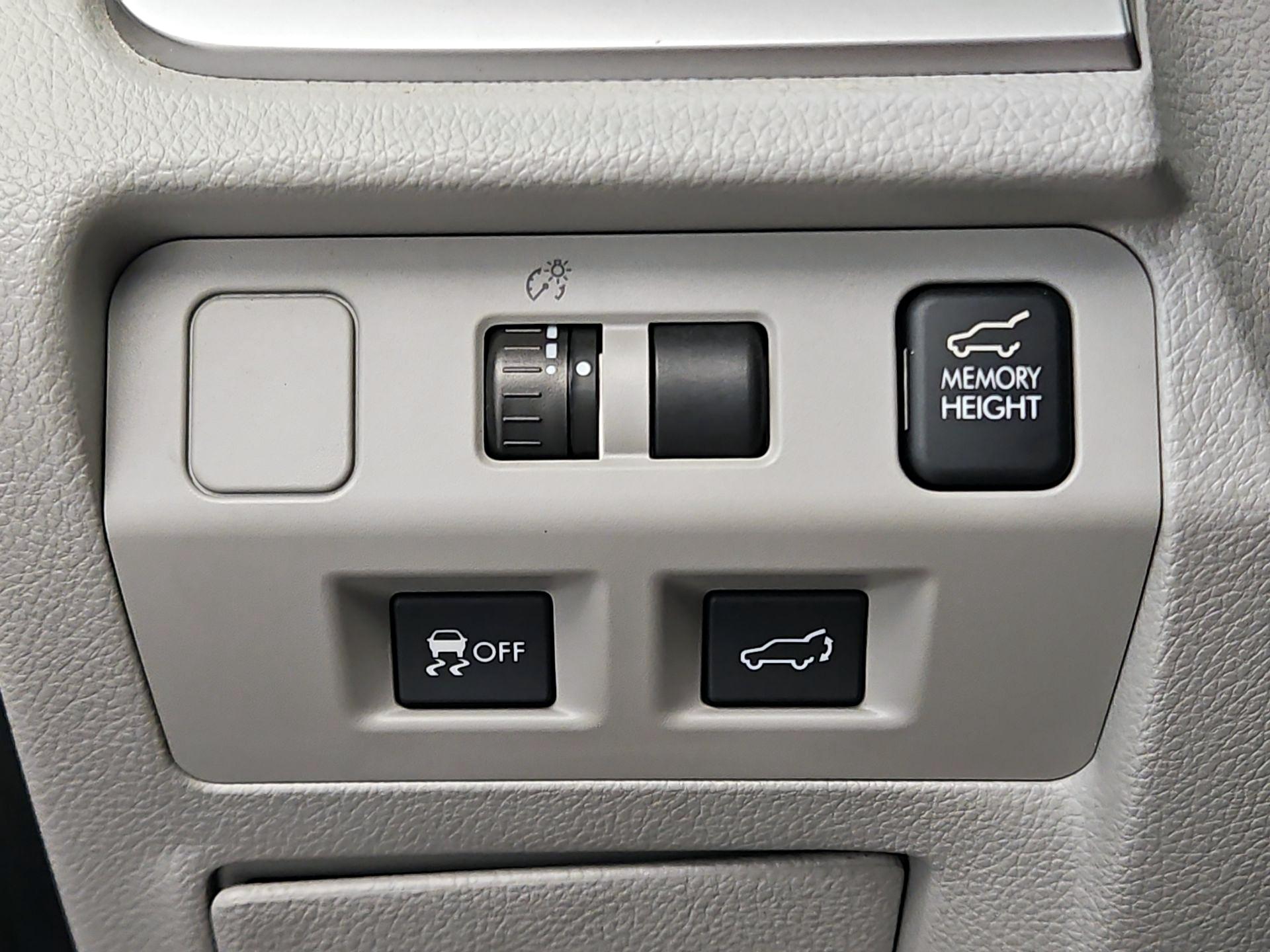 Thumbnail: 2015 Subaru Forester - 13