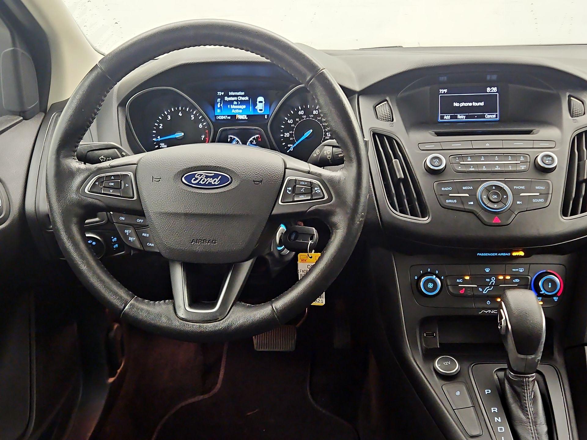 Thumbnail: 2017 Ford Focus - 10