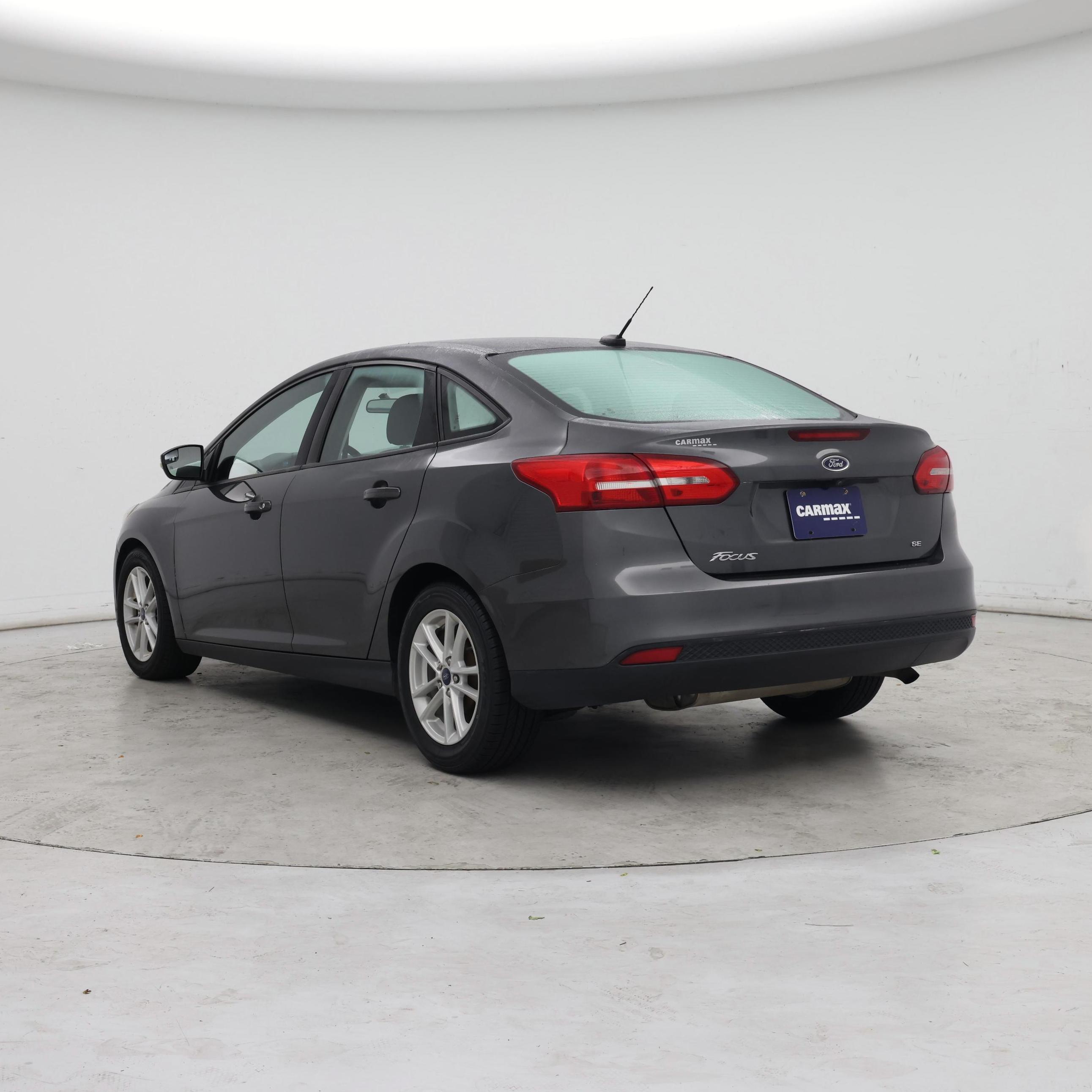 Thumbnail: 2017 Ford Focus - 2