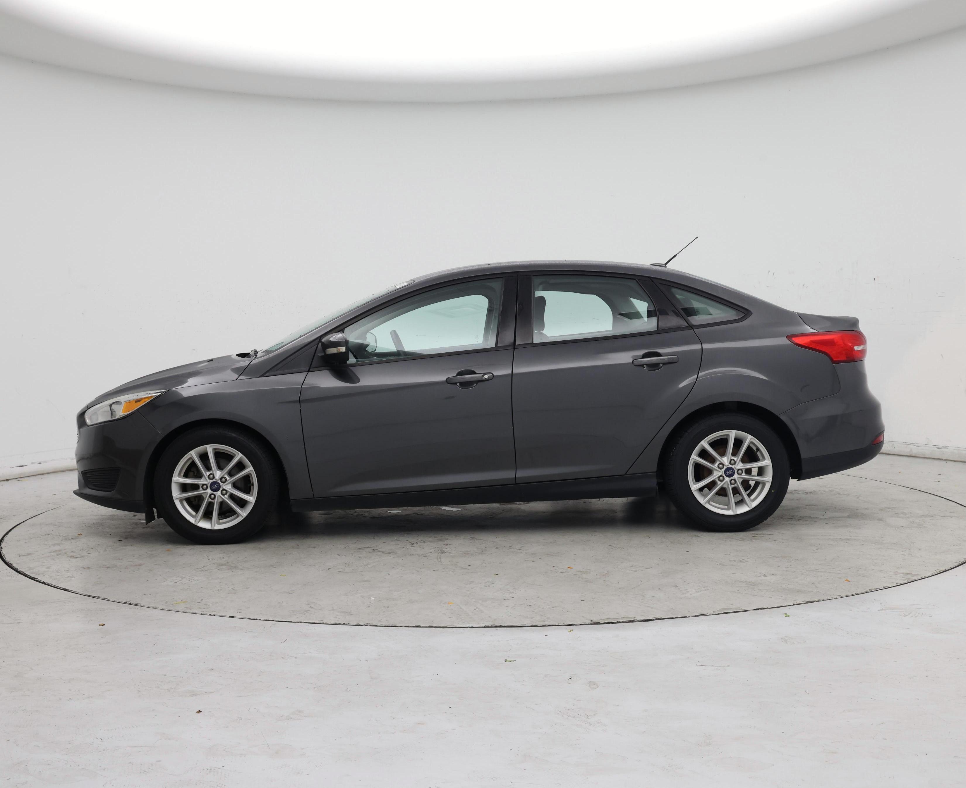 Thumbnail: 2017 Ford Focus - 3