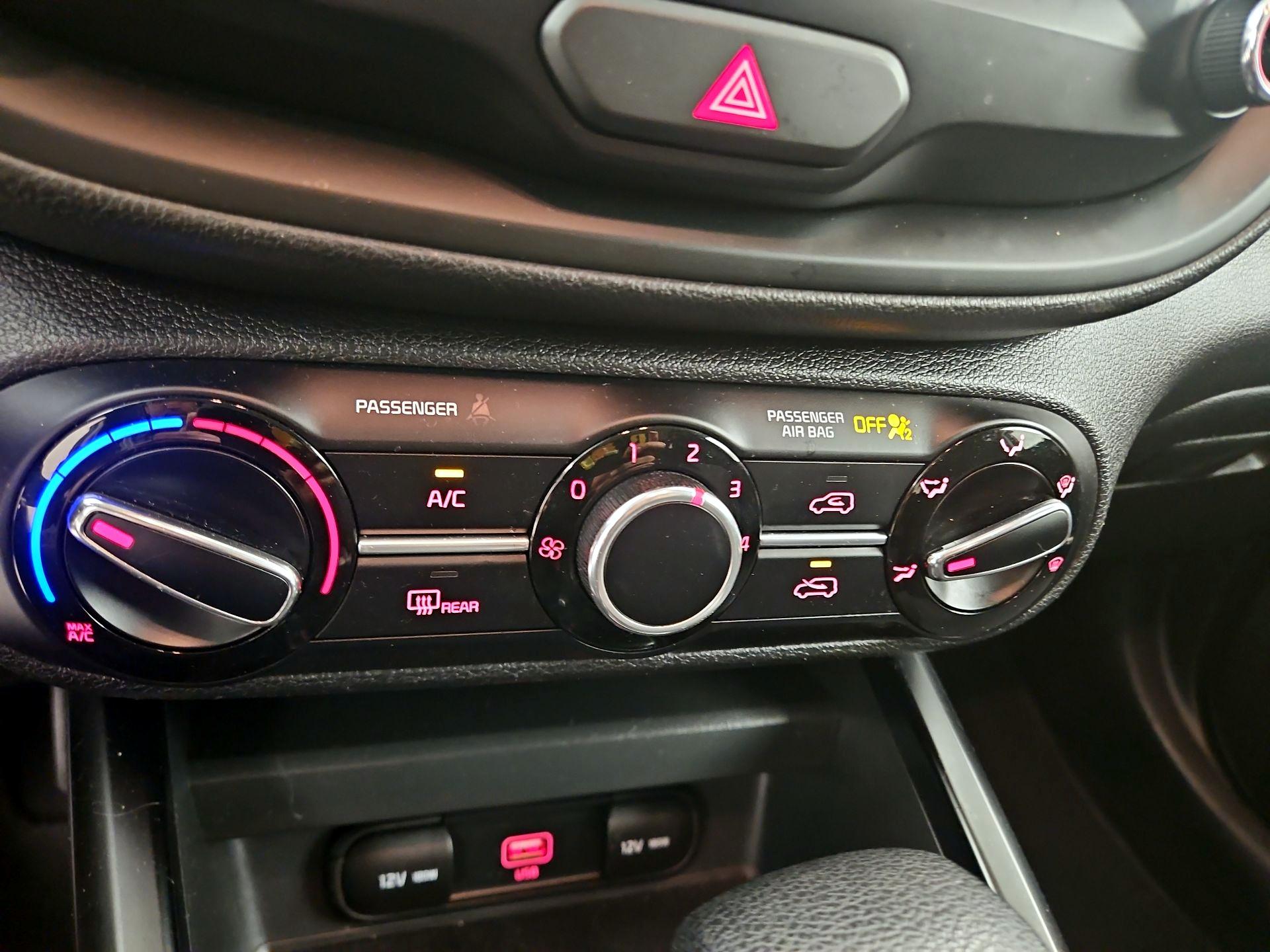 Thumbnail: 2021 Kia Soul - 16