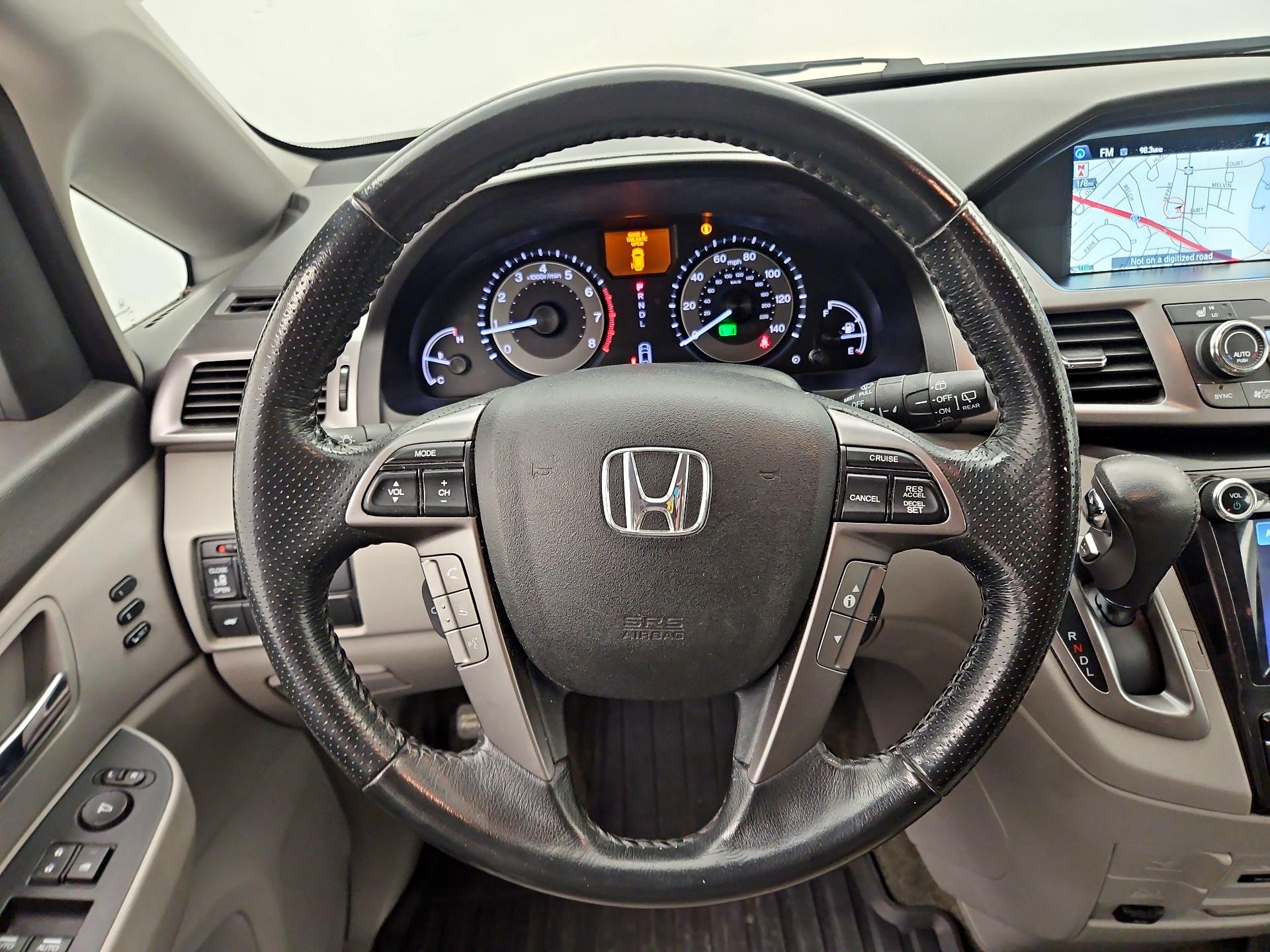 Thumbnail: 2014 Honda Odyssey - 10