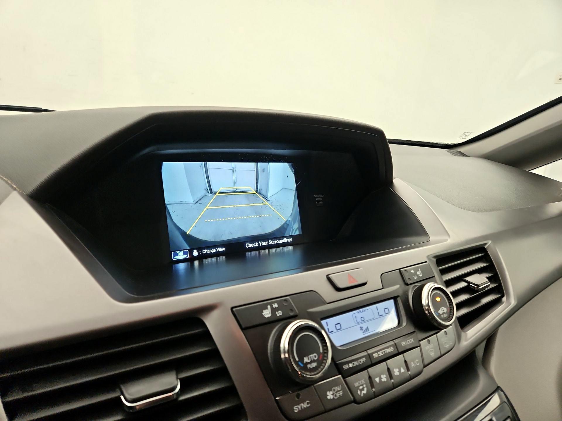 Thumbnail: 2014 Honda Odyssey - 15