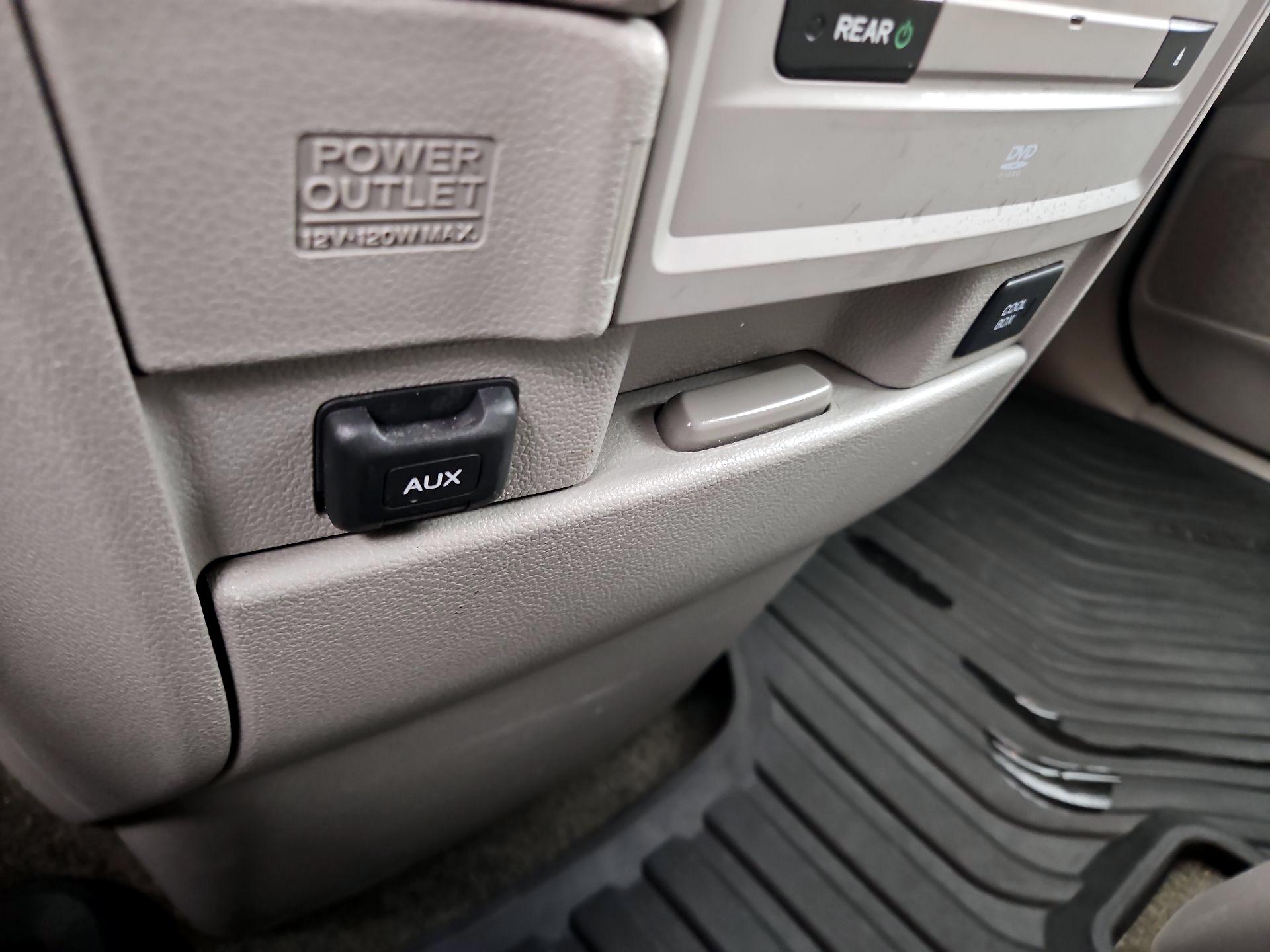 Thumbnail: 2014 Honda Odyssey - 19