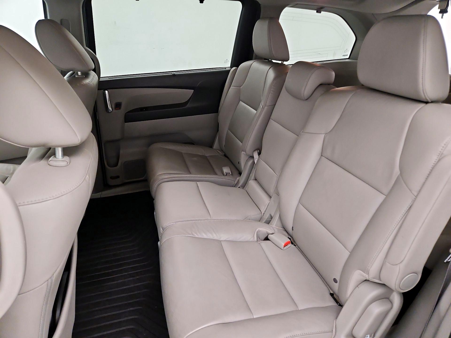 Thumbnail: 2014 Honda Odyssey - 20