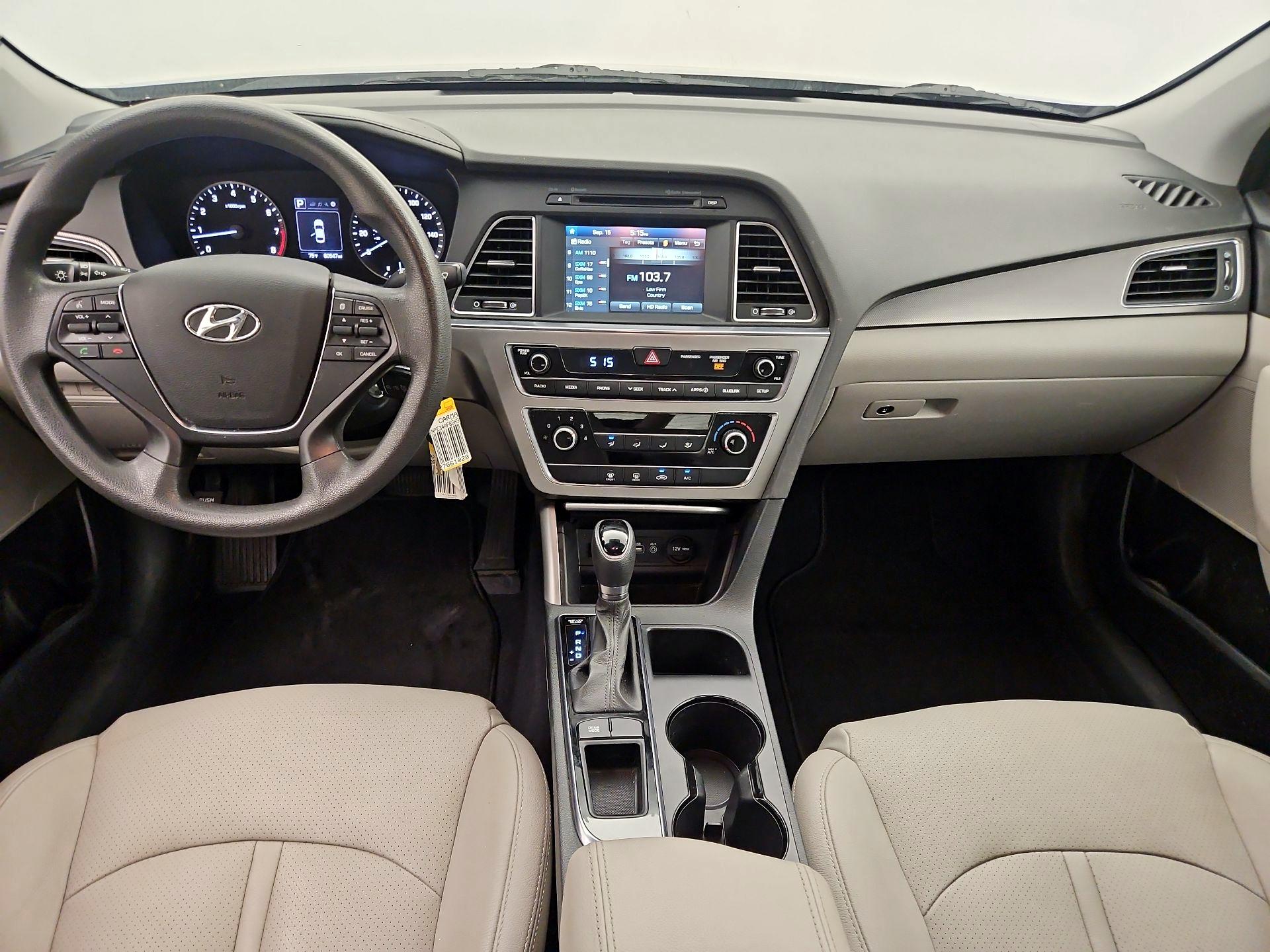 Thumbnail: 2016 Hyundai Sonata - 9