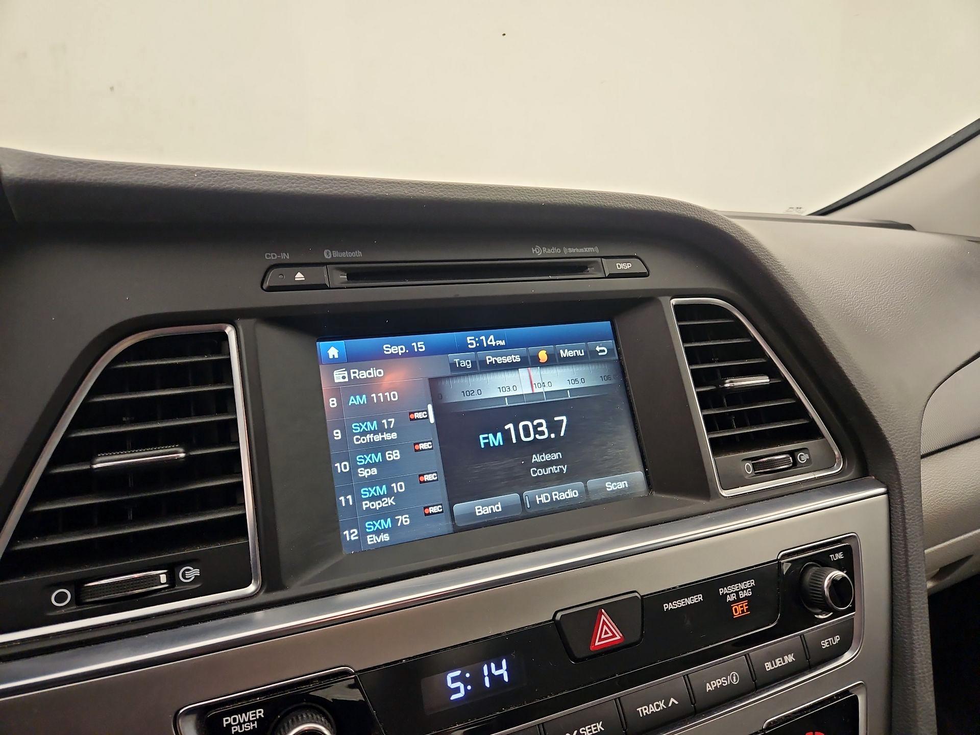 Thumbnail: 2016 Hyundai Sonata - 15