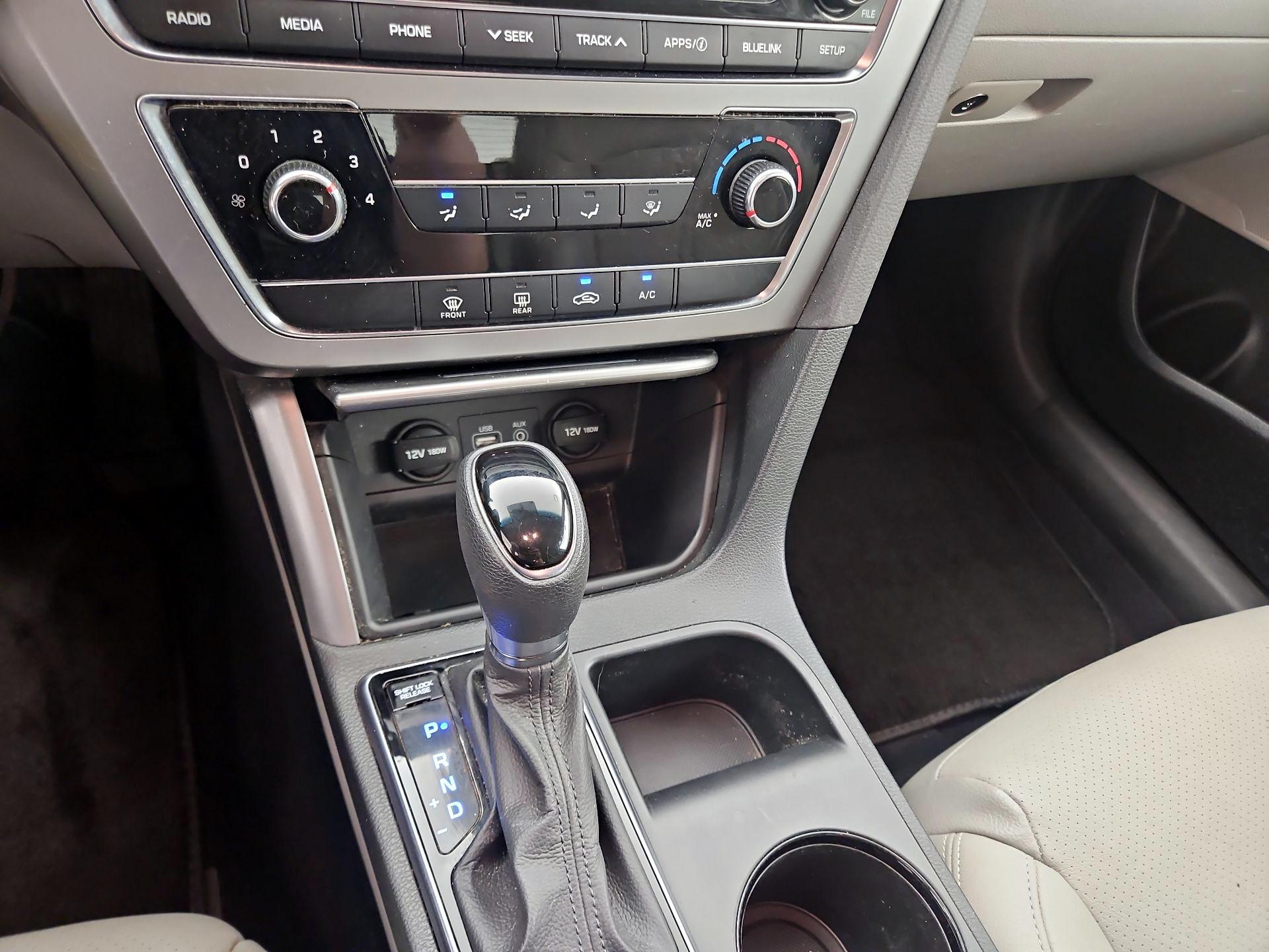 Thumbnail: 2016 Hyundai Sonata - 17