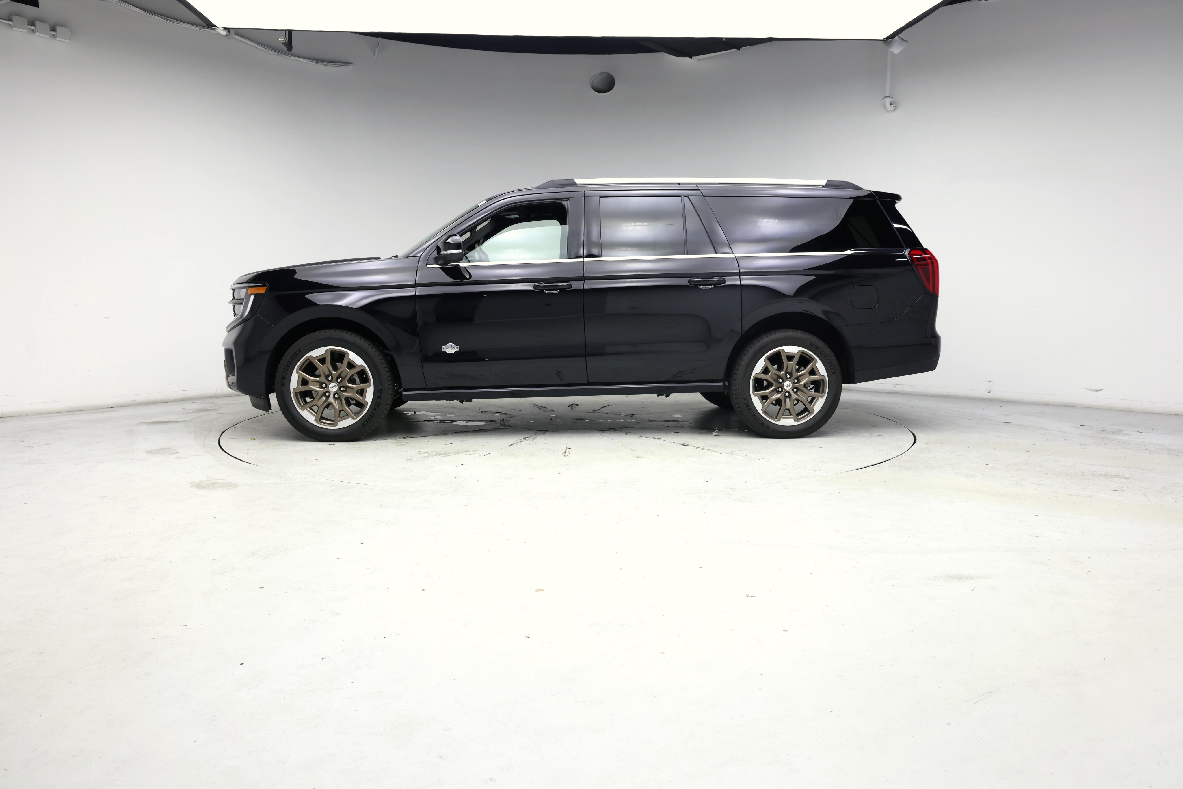 Thumbnail: 2025 Ford Expedition MAX - 3