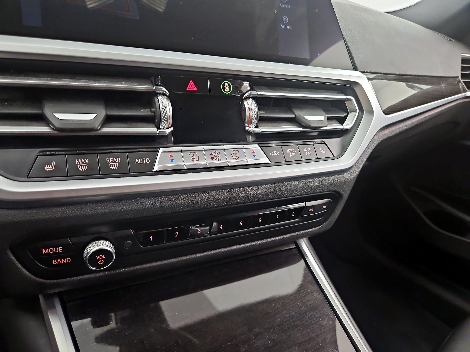 Thumbnail: 2019 BMW 3 Series - 16