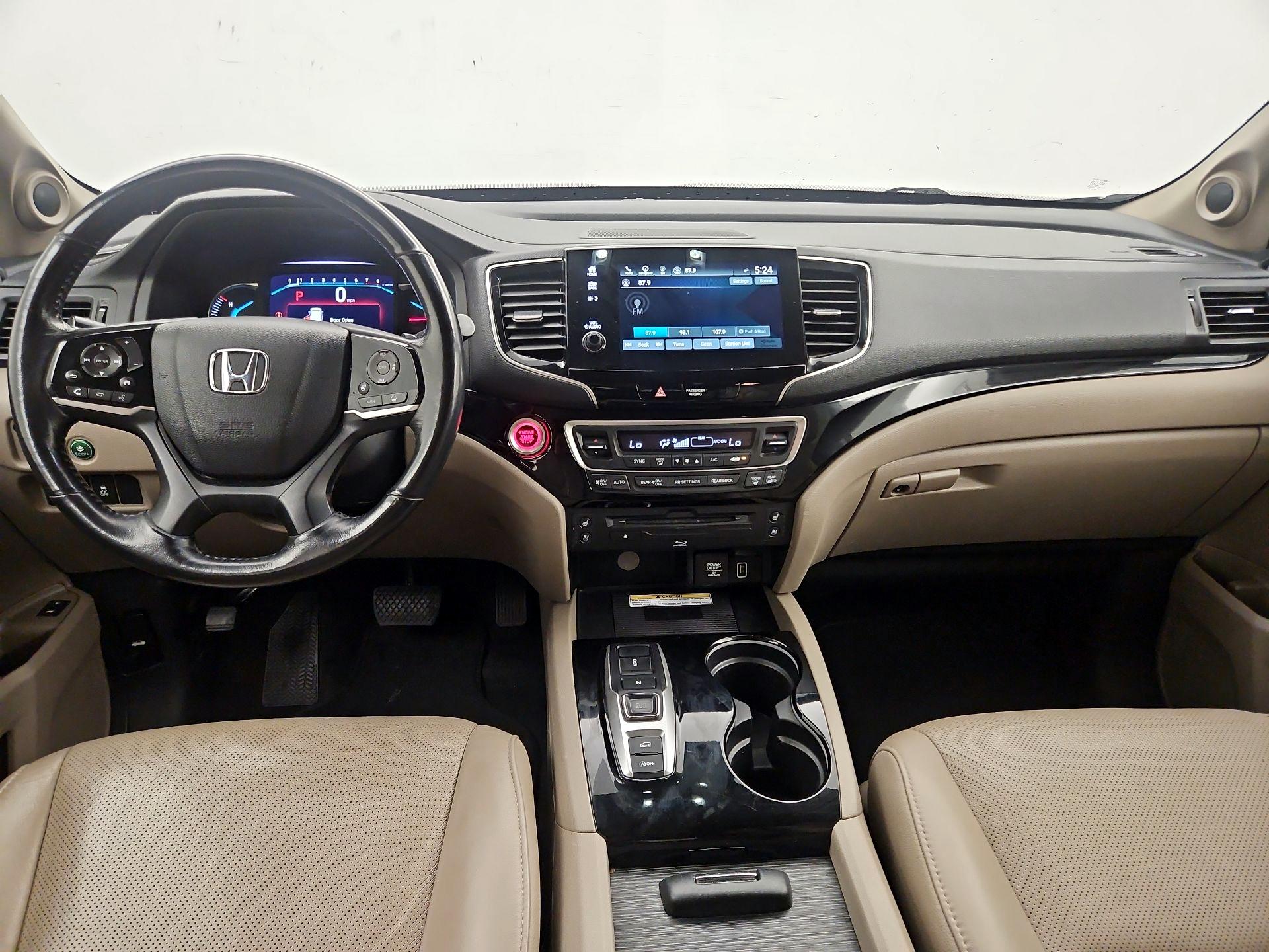 Thumbnail: 2019 Honda Pilot - 9