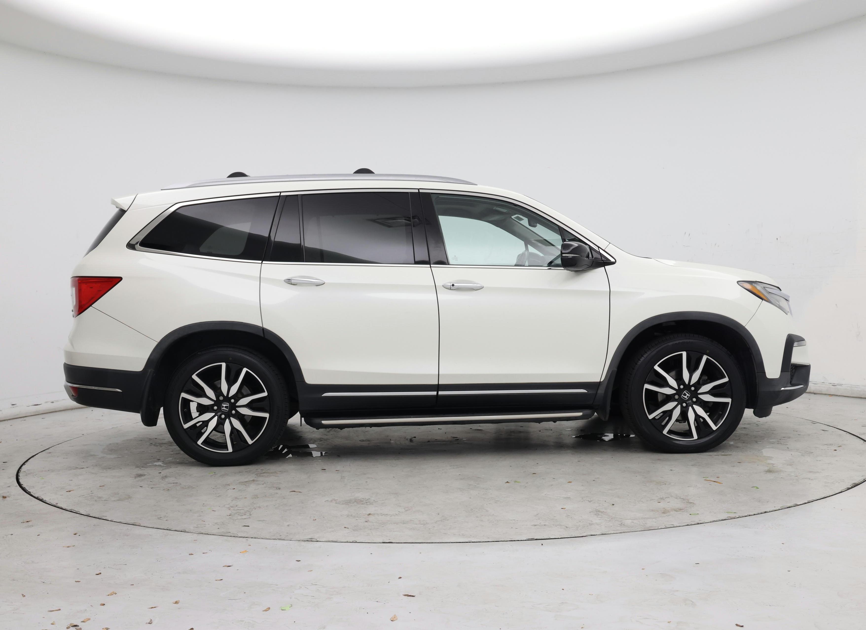 Thumbnail: 2019 Honda Pilot - 7