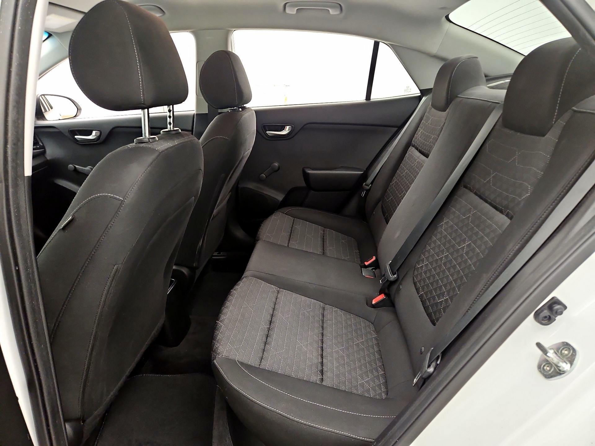 Thumbnail: 2018 Kia Rio - 18