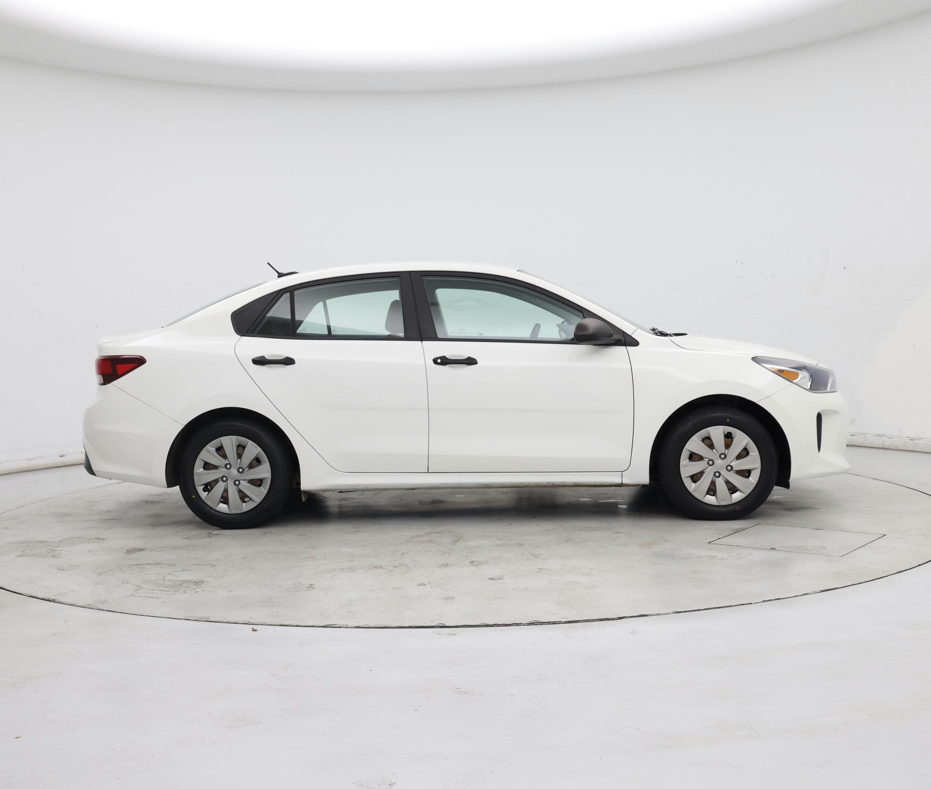 Thumbnail: 2018 Kia Rio - 7