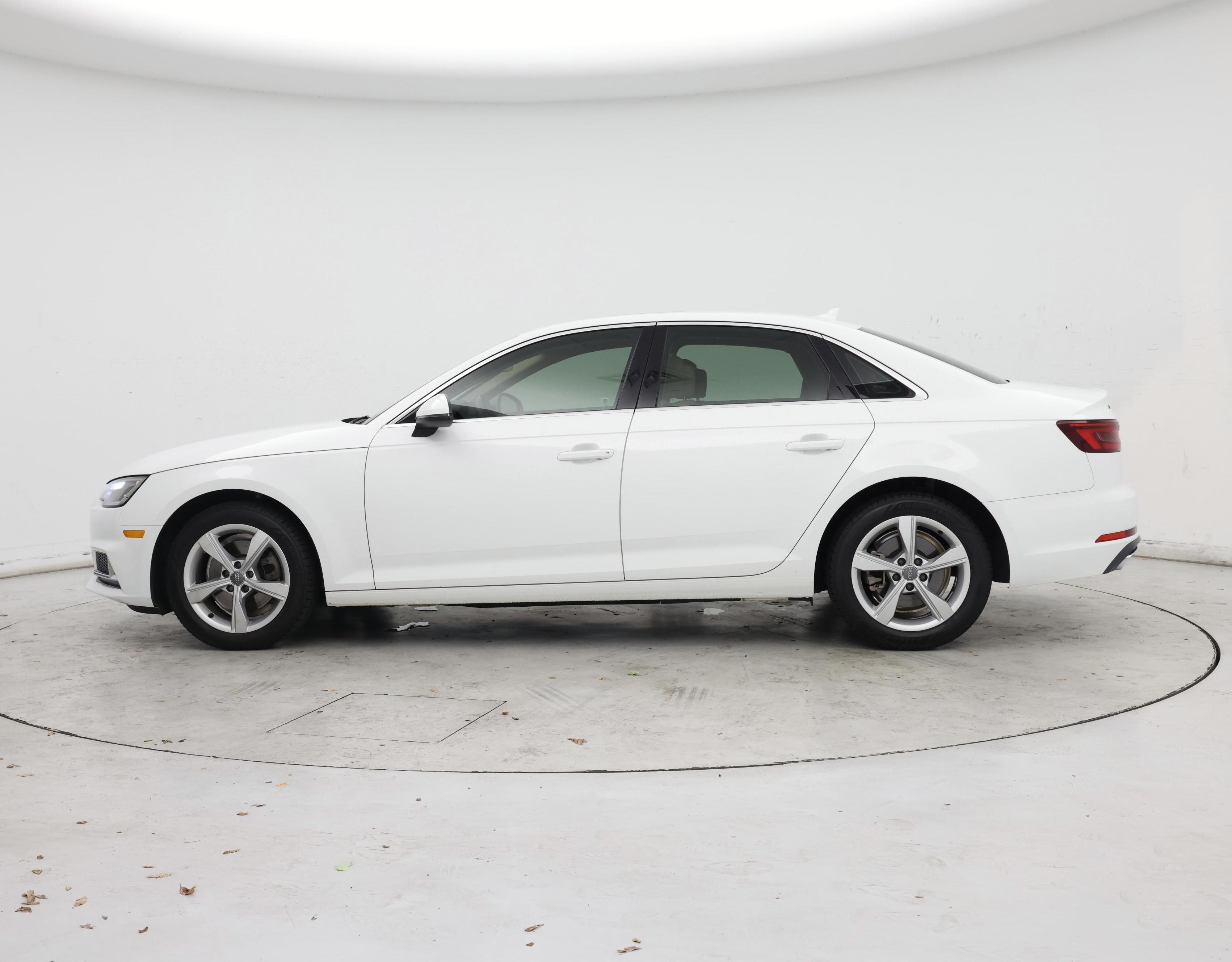 Thumbnail: 2019 Audi A4 - 3
