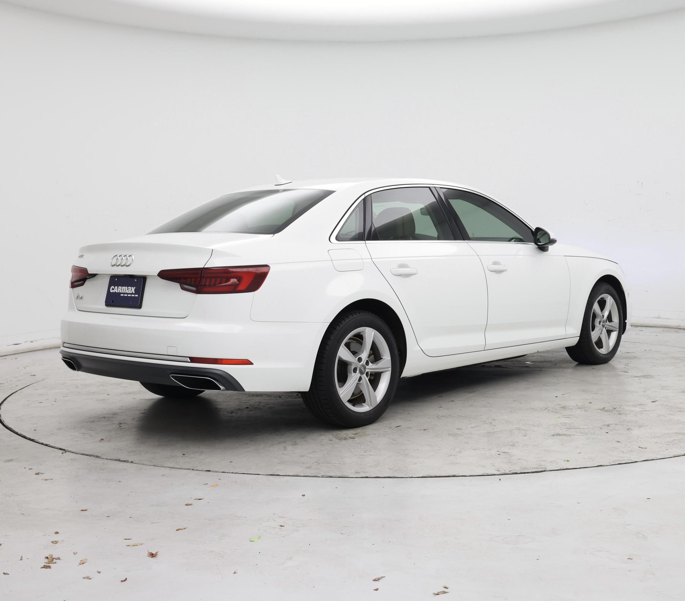Thumbnail: 2019 Audi A4 - 8