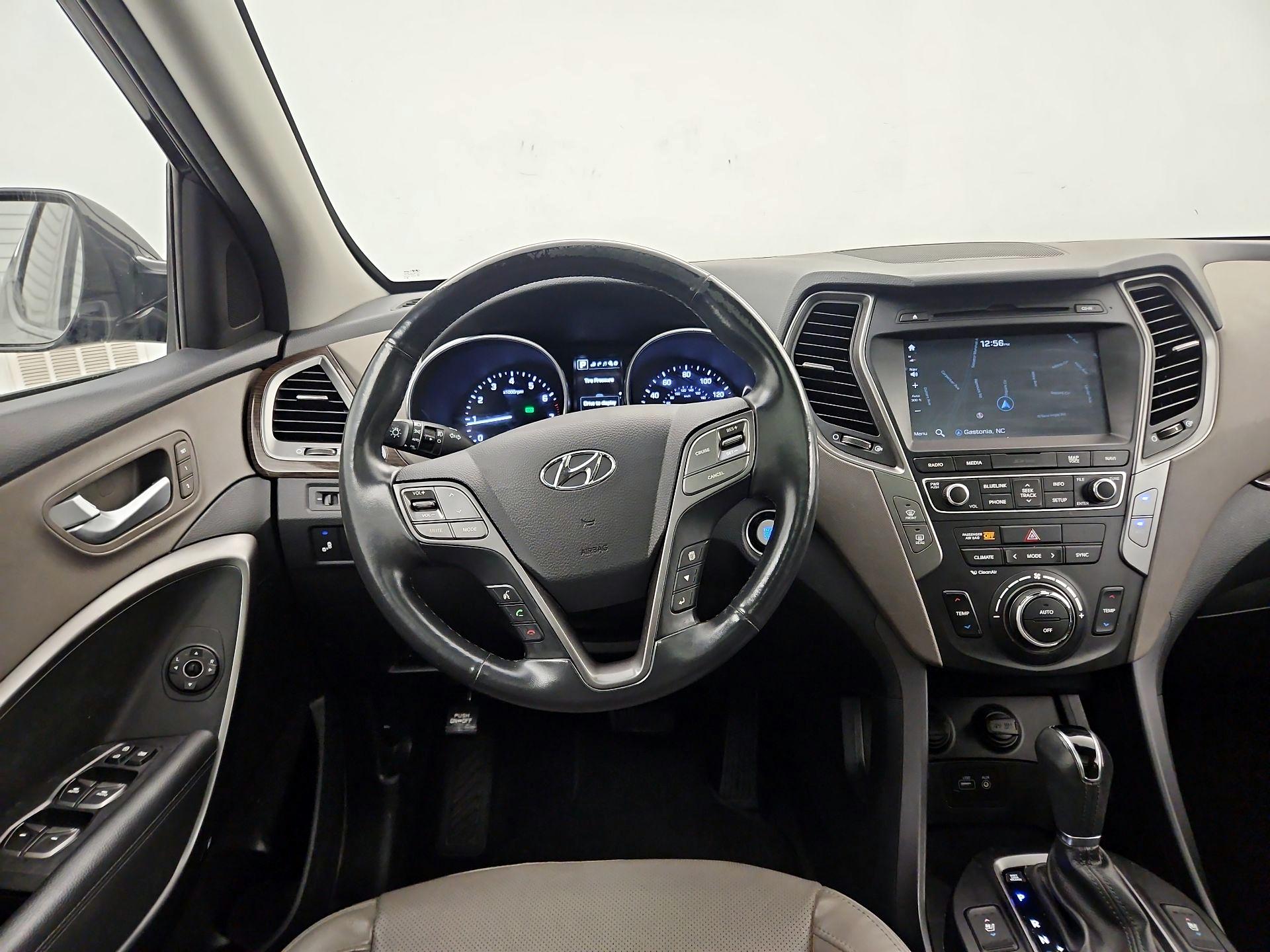Thumbnail: 2017 Hyundai Santa Fe - 10