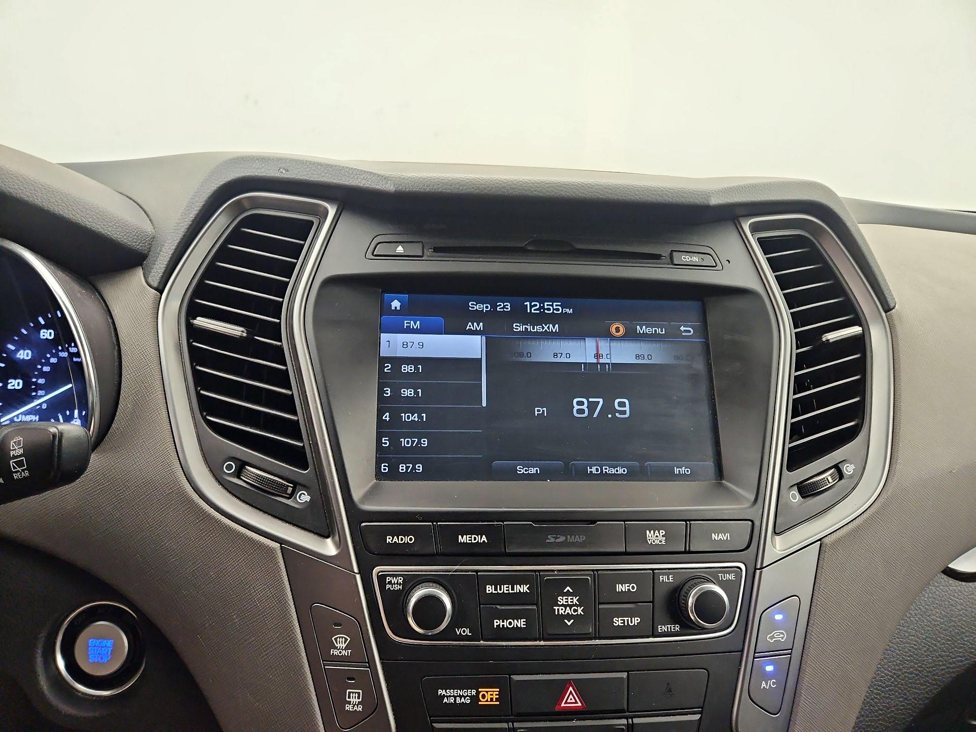 Thumbnail: 2017 Hyundai Santa Fe - 16