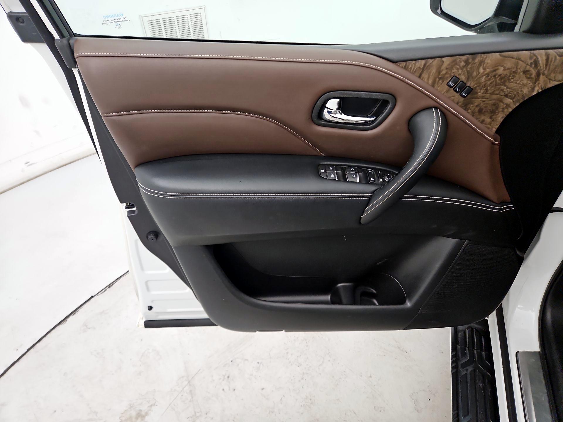 Thumbnail: 2021 INFINITI QX80 - 12