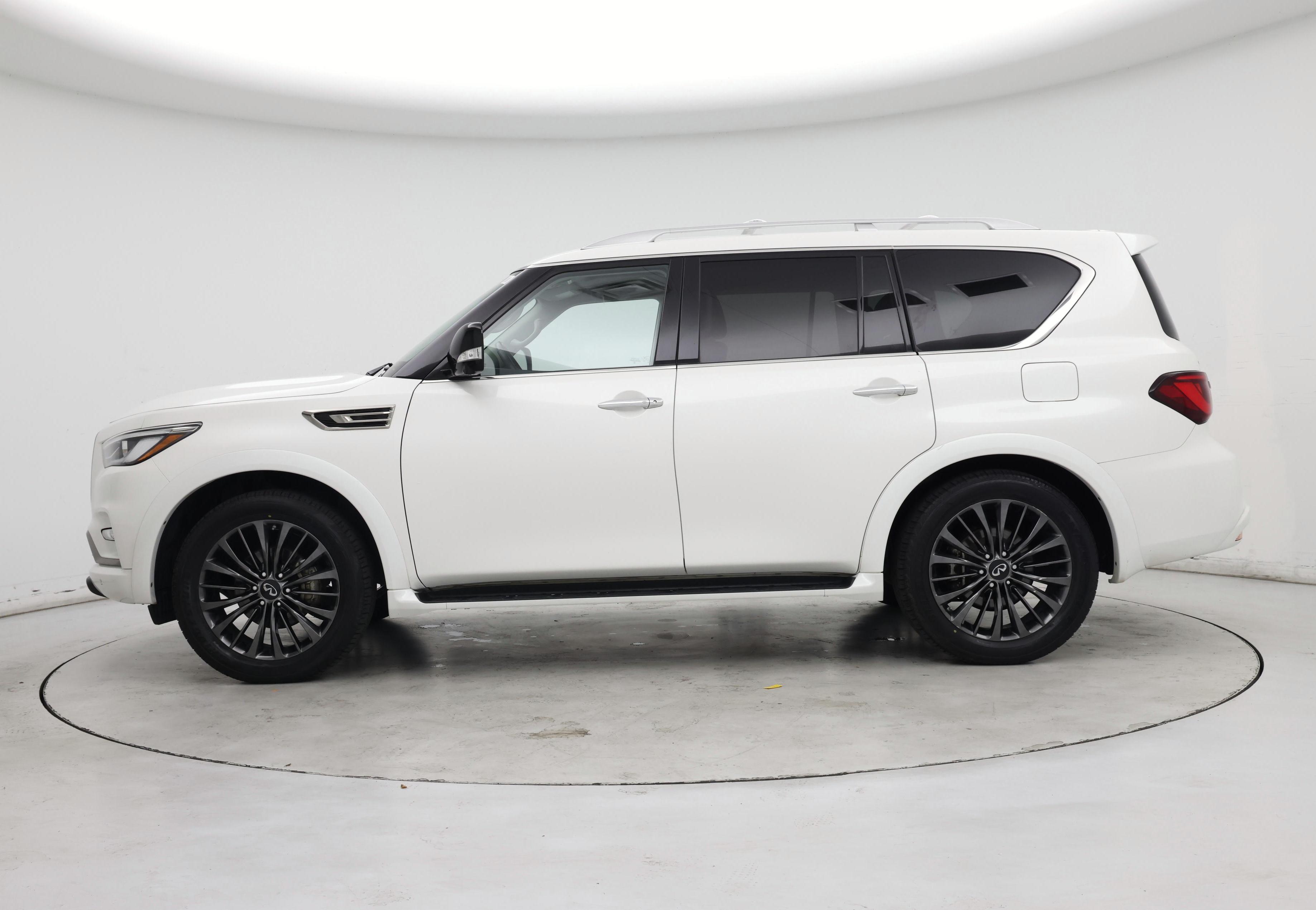 Thumbnail: 2021 INFINITI QX80 - 3