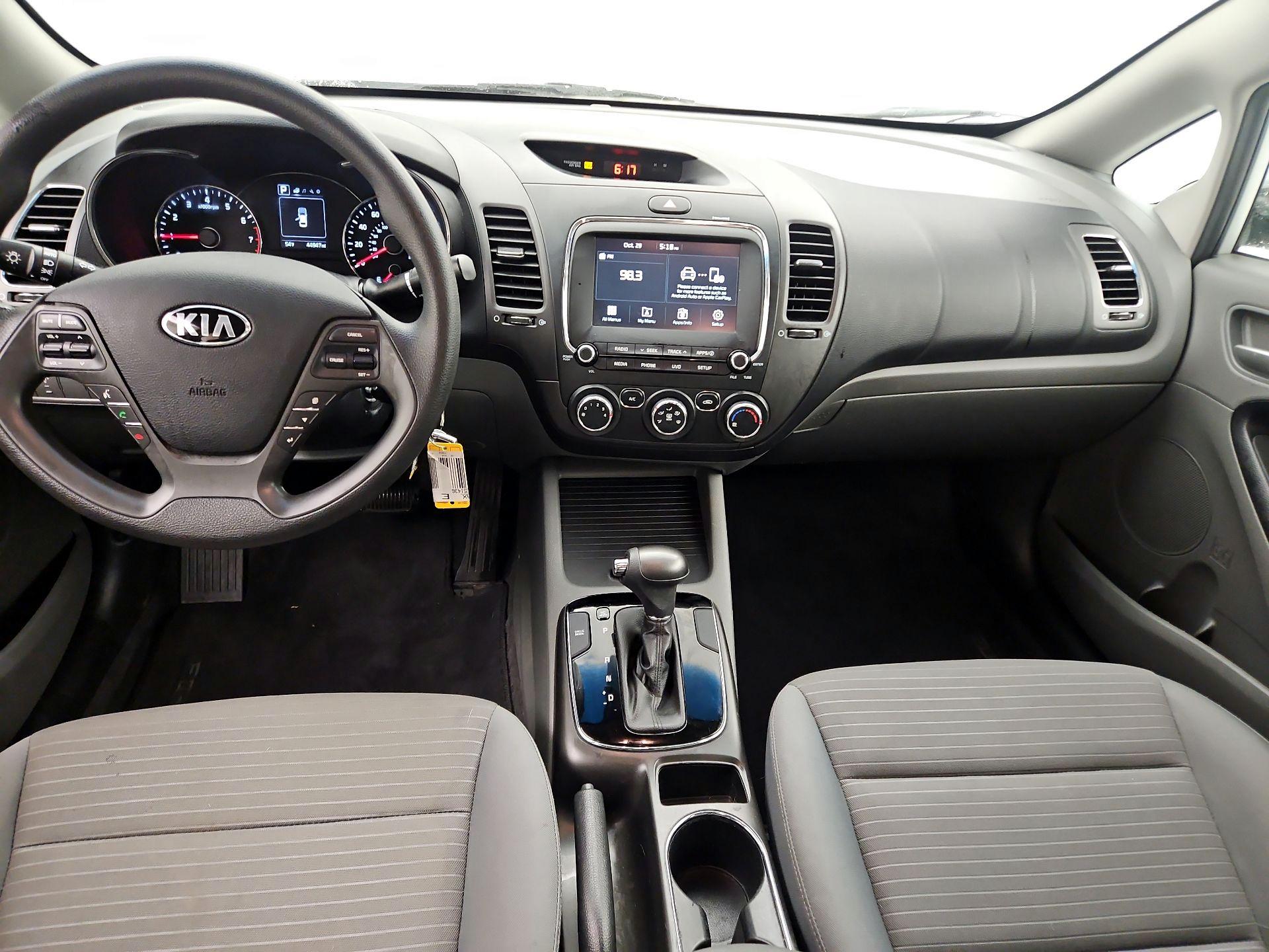 Thumbnail: 2018 Kia Forte - 9