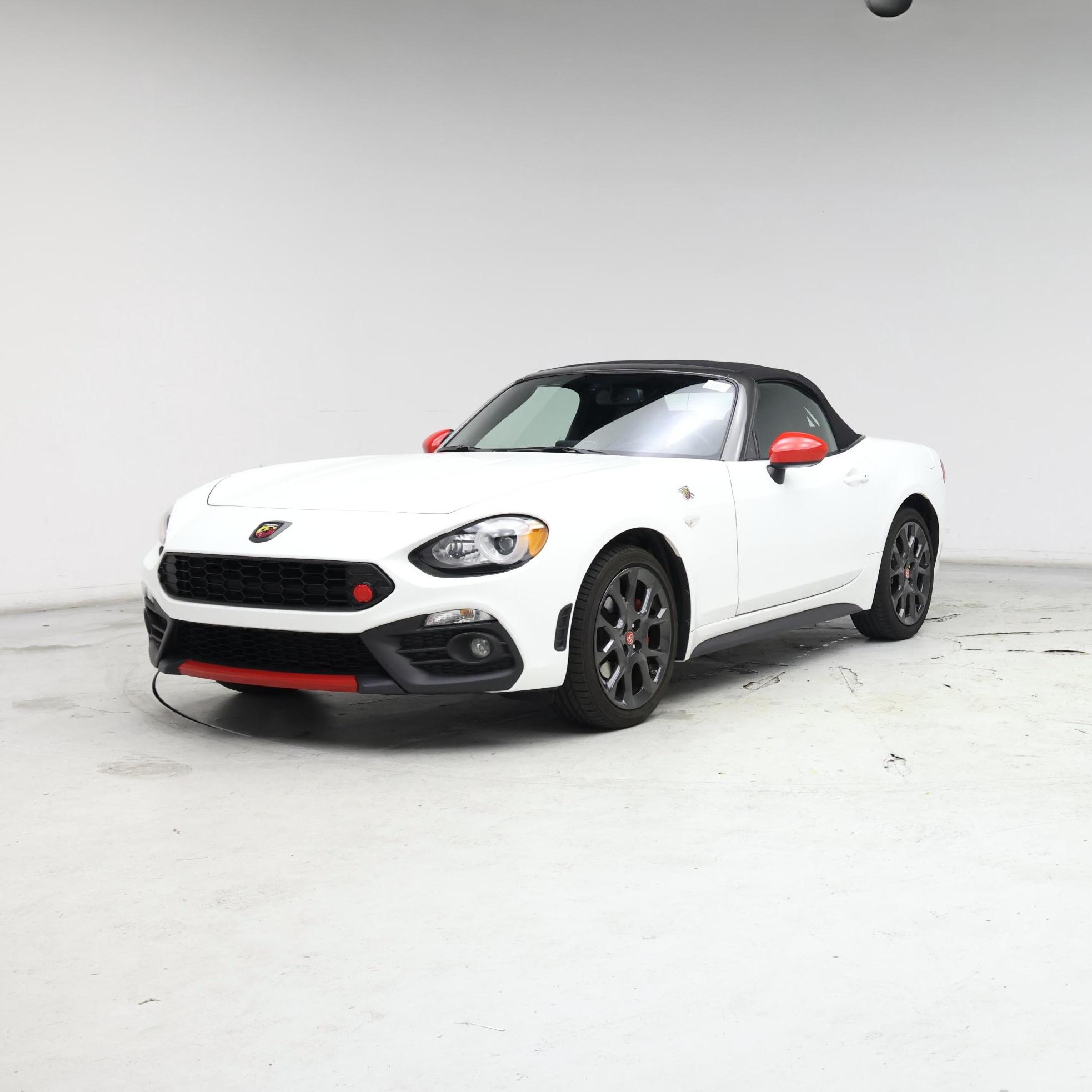 Thumbnail: 2020 Fiat 124 Spider - 4