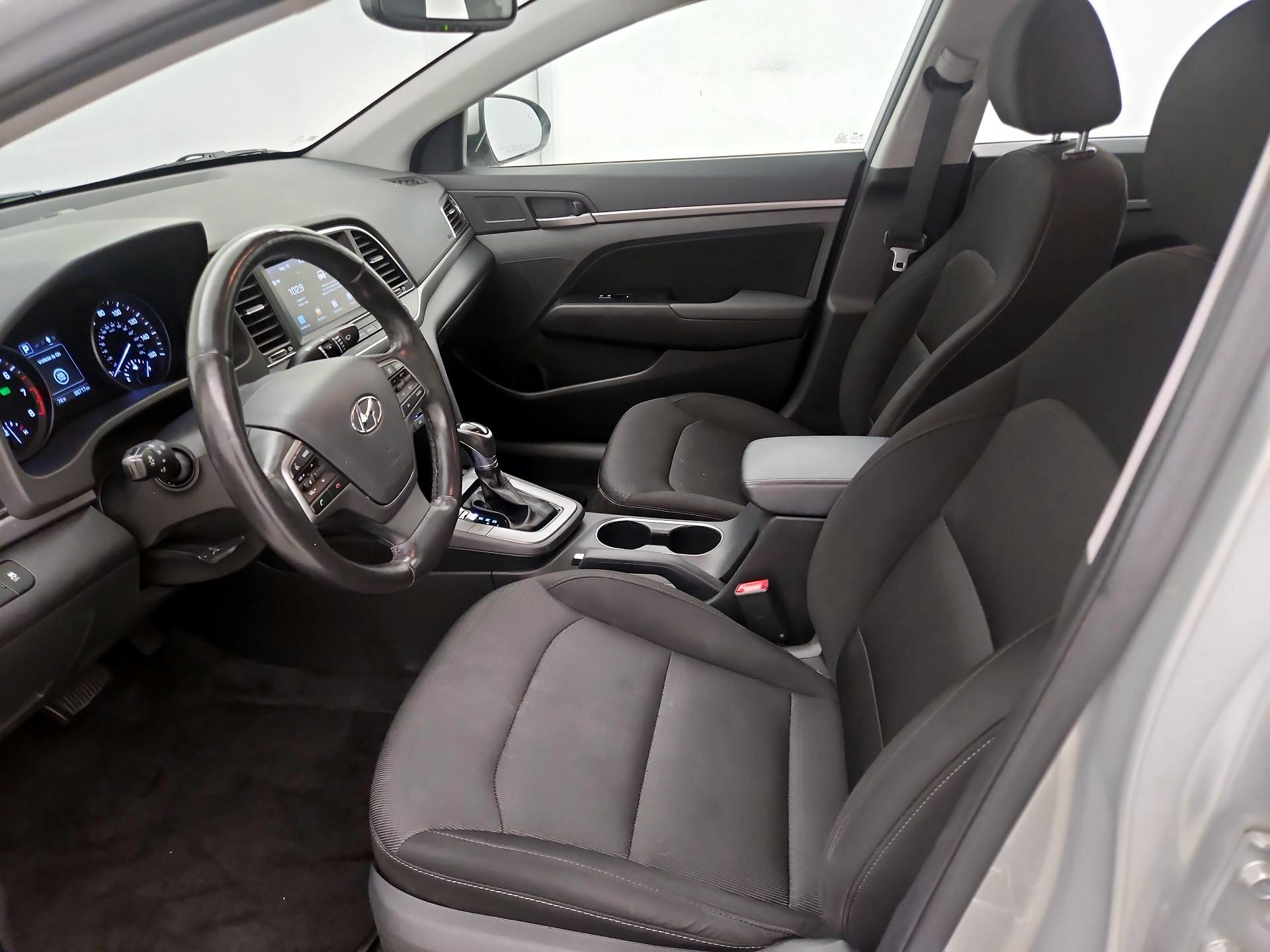 Thumbnail: 2017 Hyundai Elantra - 11