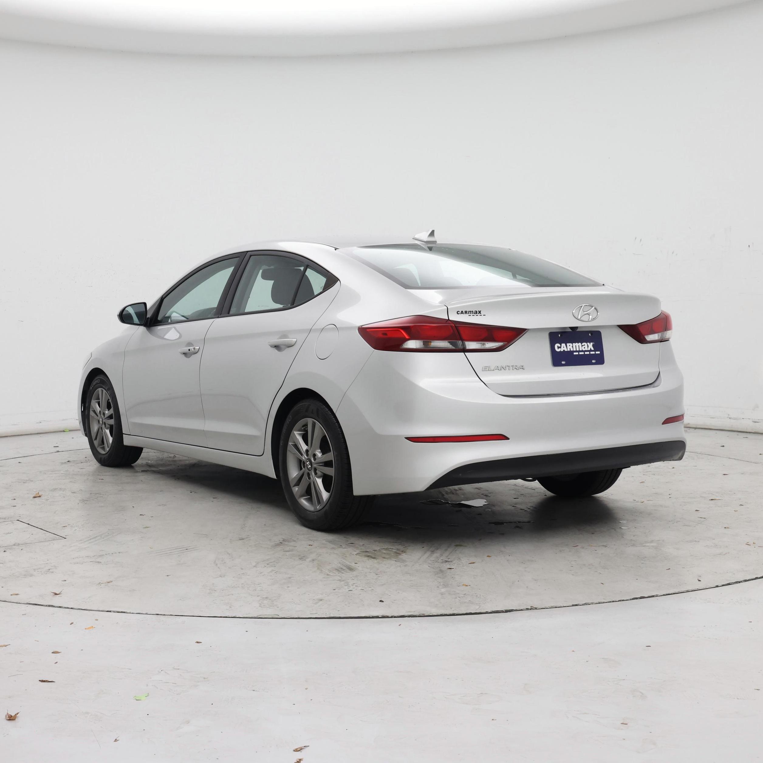 Thumbnail: 2017 Hyundai Elantra - 2
