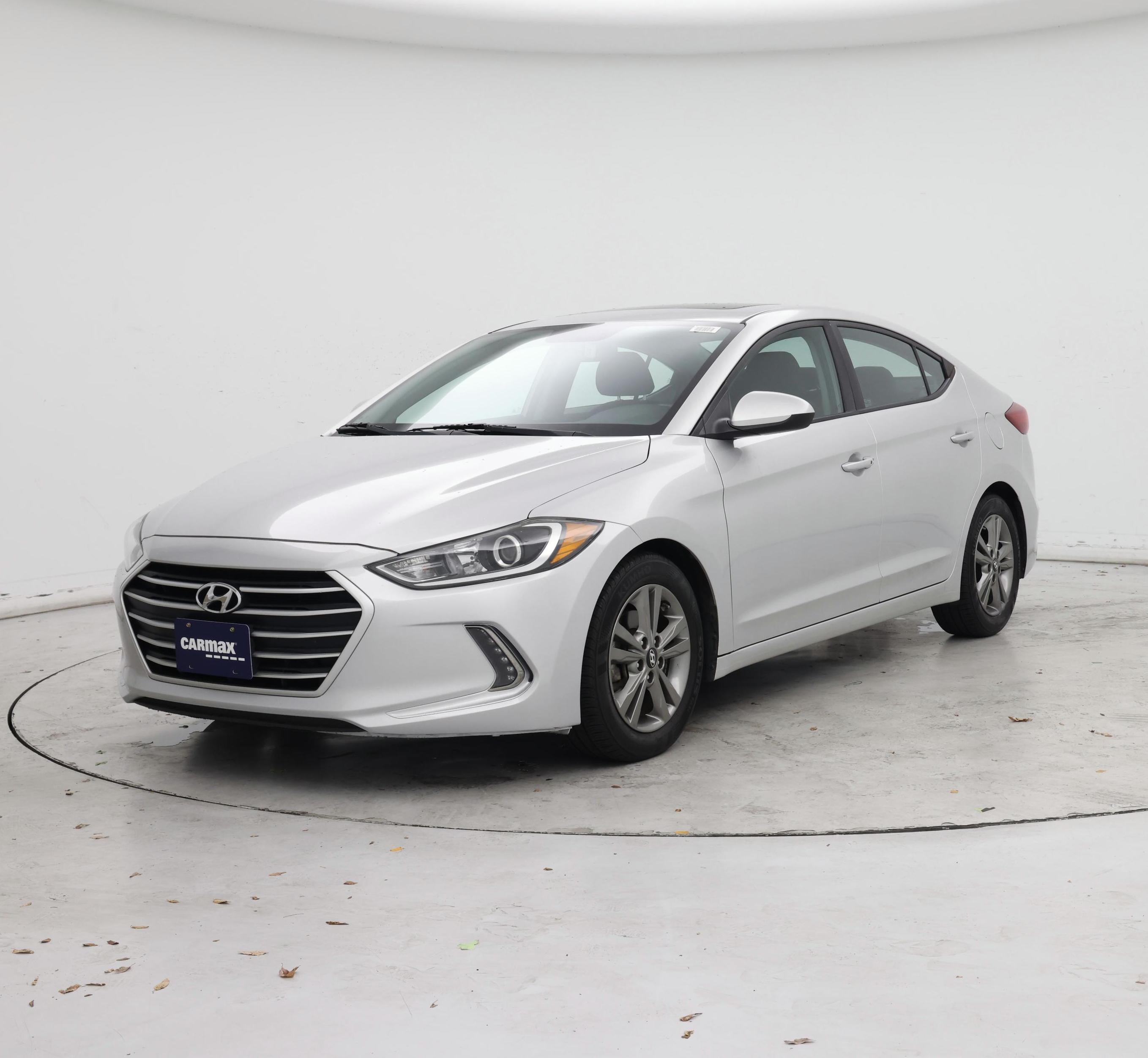Thumbnail: 2017 Hyundai Elantra - 4