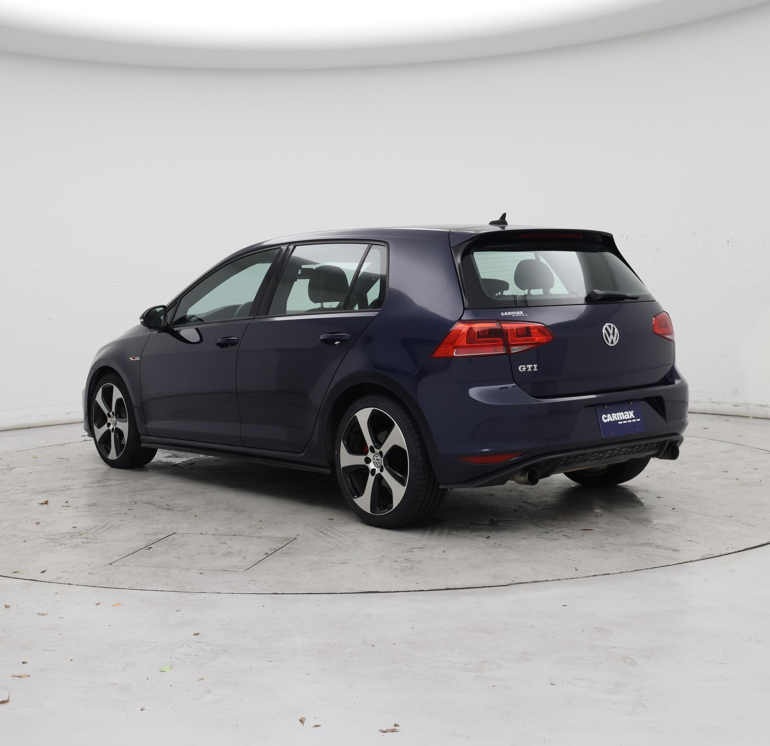 Thumbnail: 2015 Volkswagen Golf - 2