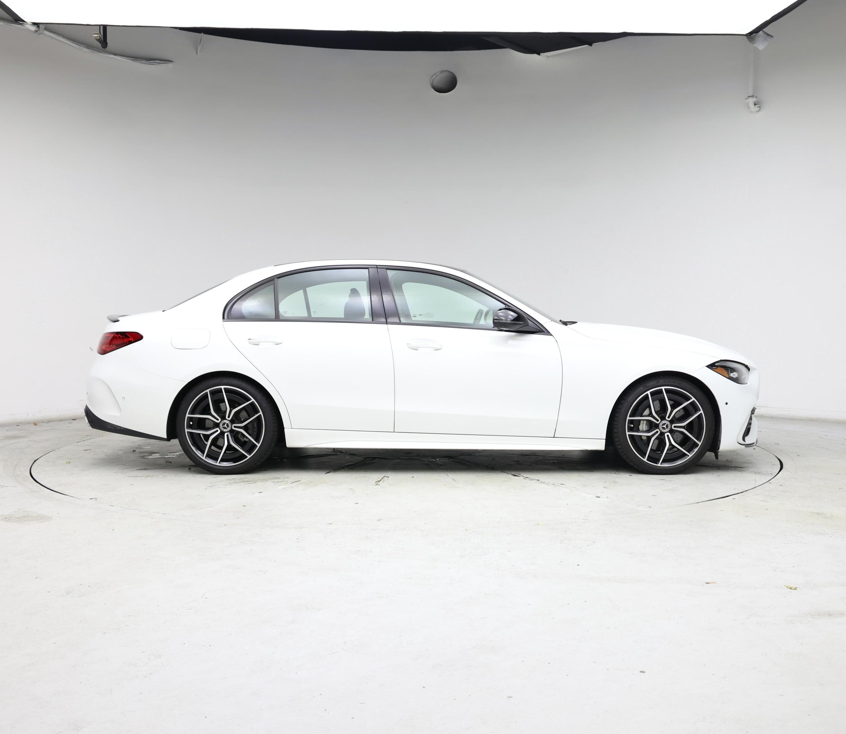 Thumbnail: 2022 Mercedes-Benz C-Class - 7