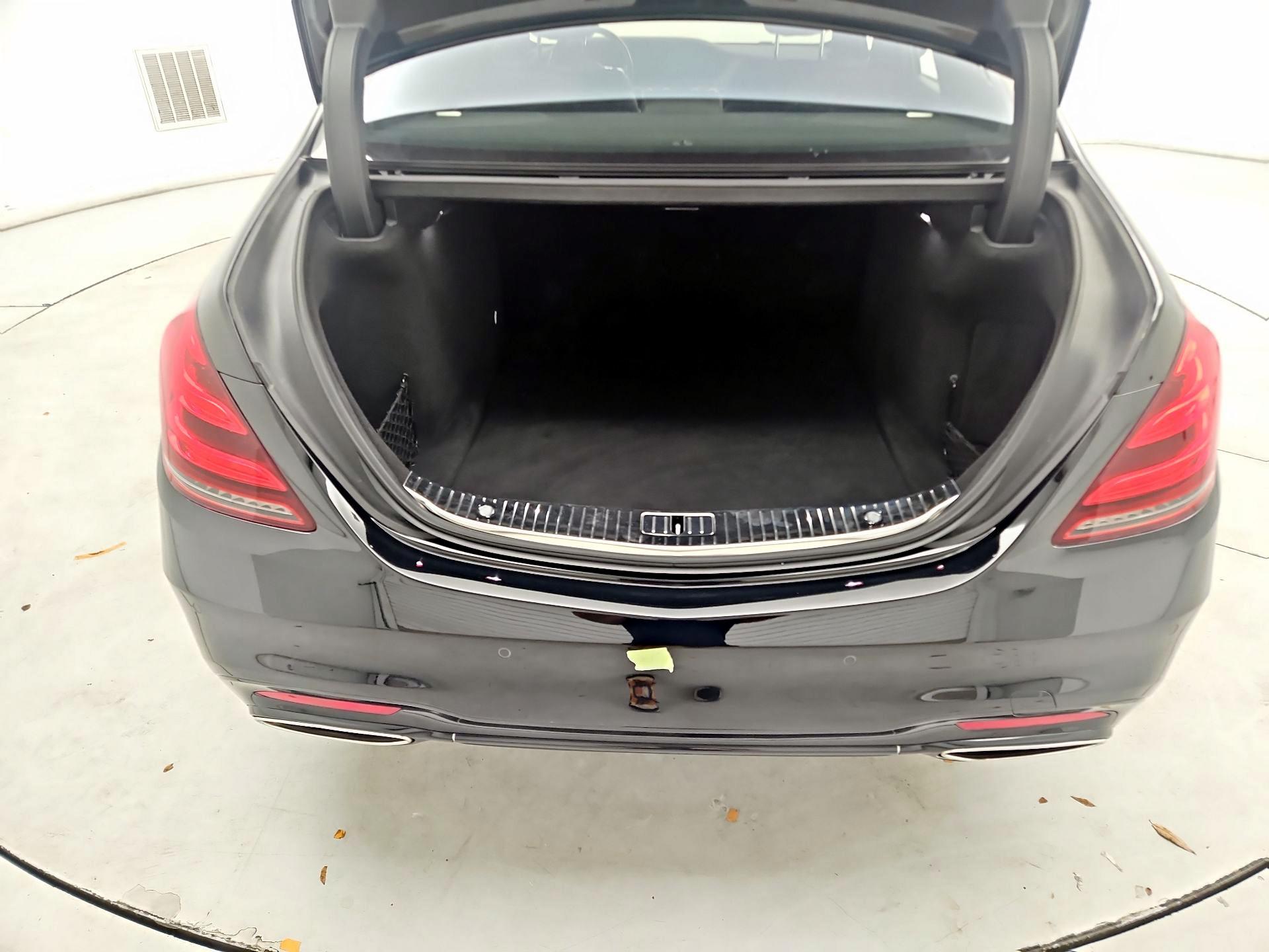 Thumbnail: 2018 Mercedes-Benz S-Class - 20