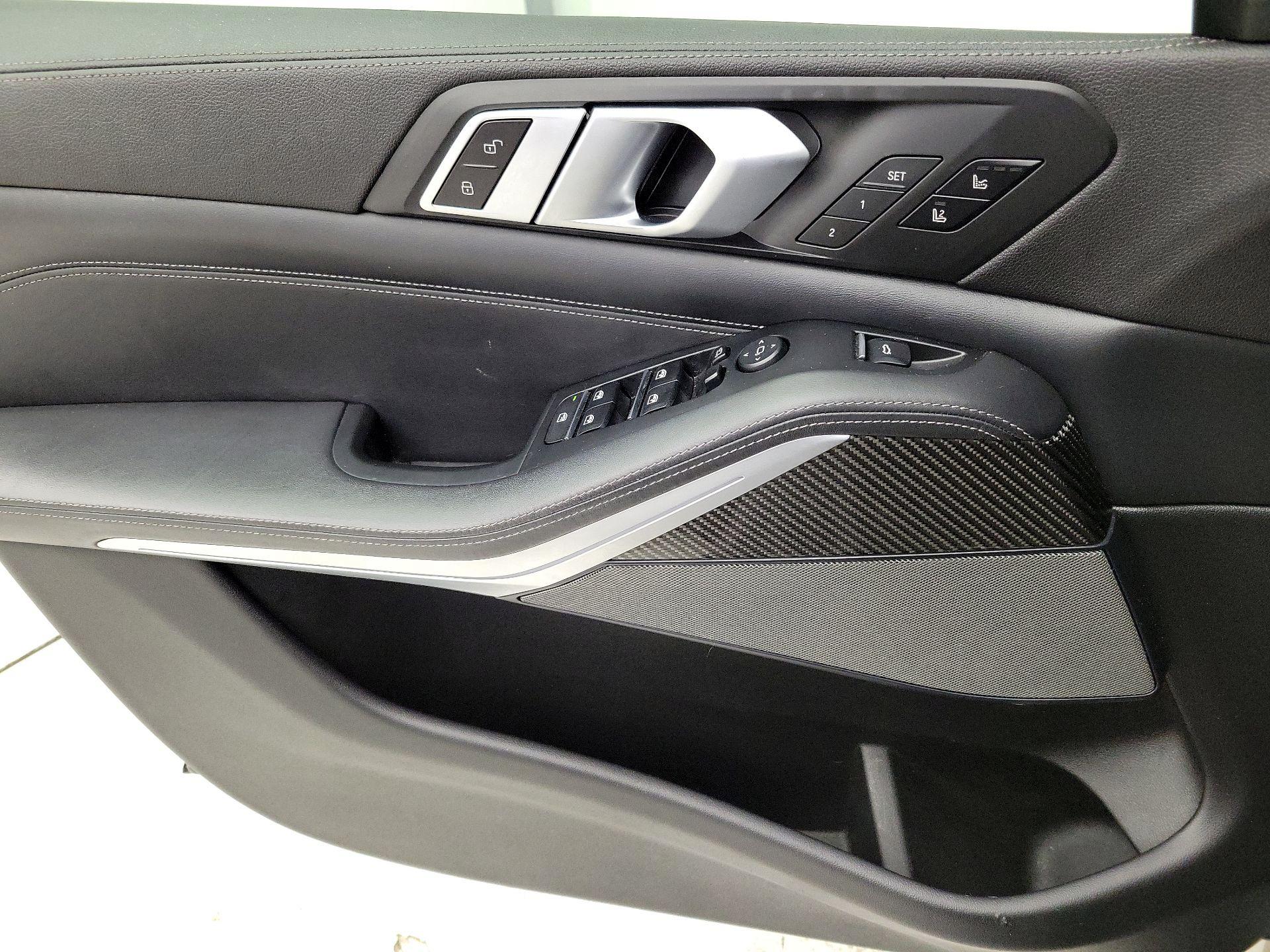 Thumbnail: 2021 BMW X5 - 12