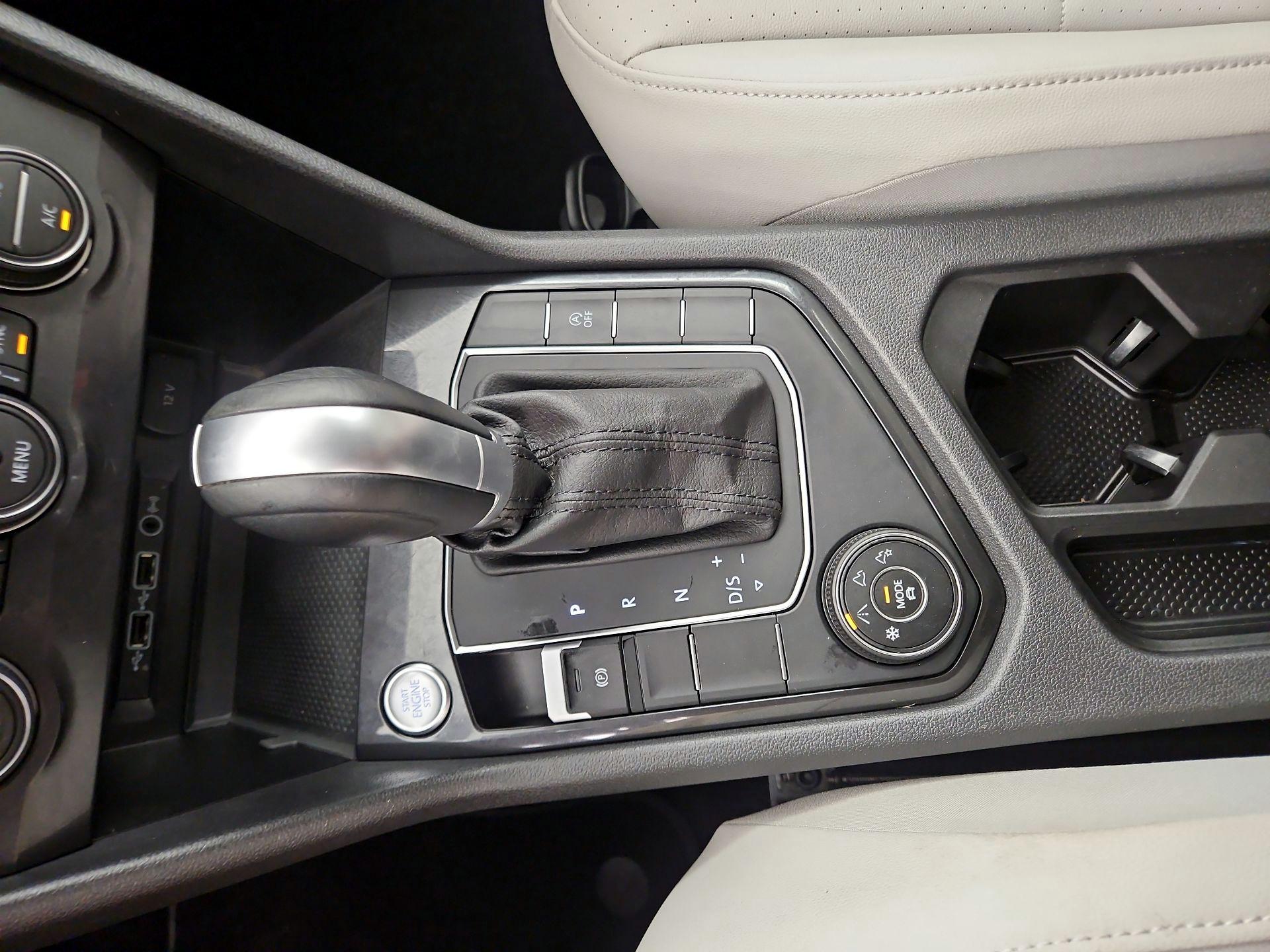 Thumbnail: 2019 Volkswagen Tiguan - 17