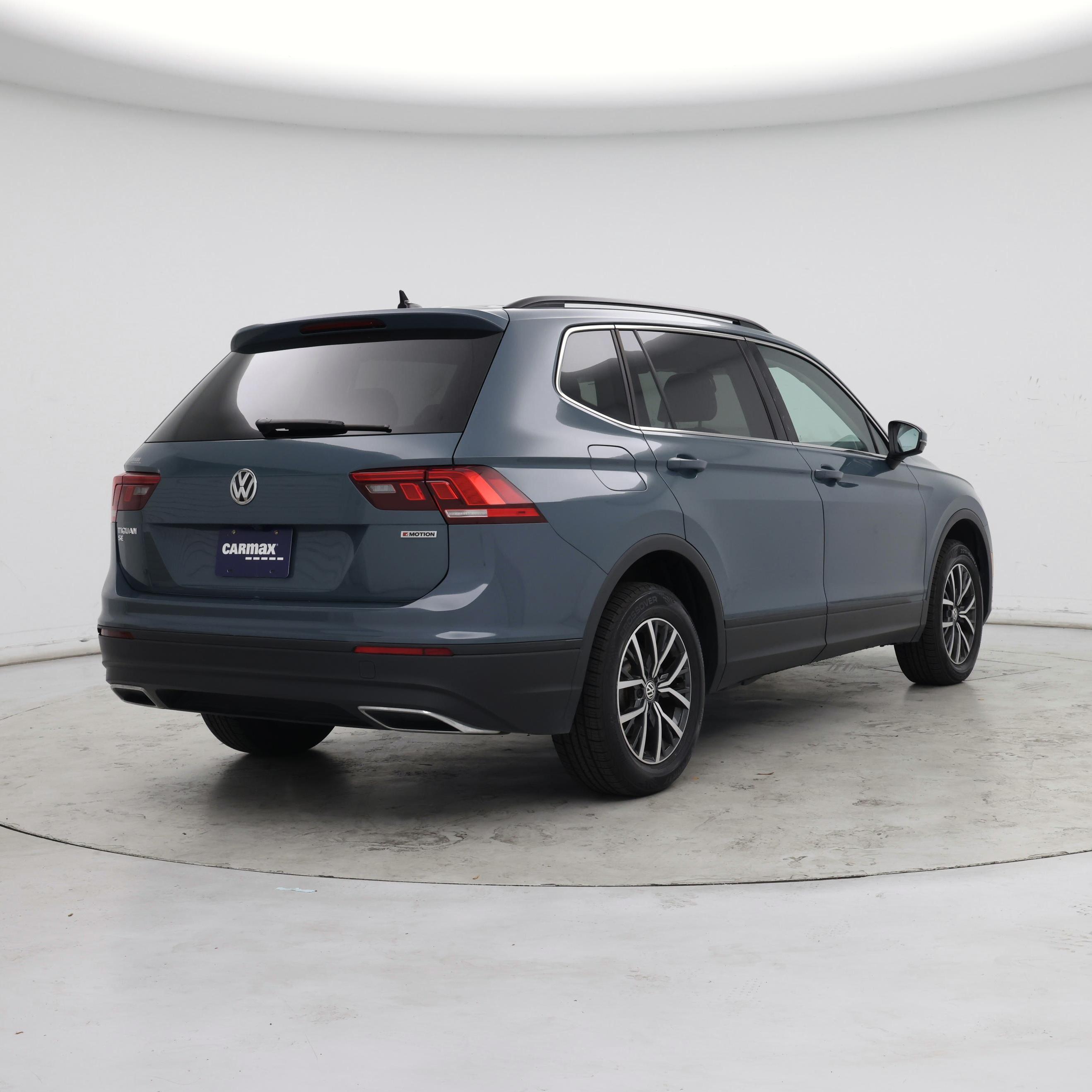 Thumbnail: 2019 Volkswagen Tiguan - 8