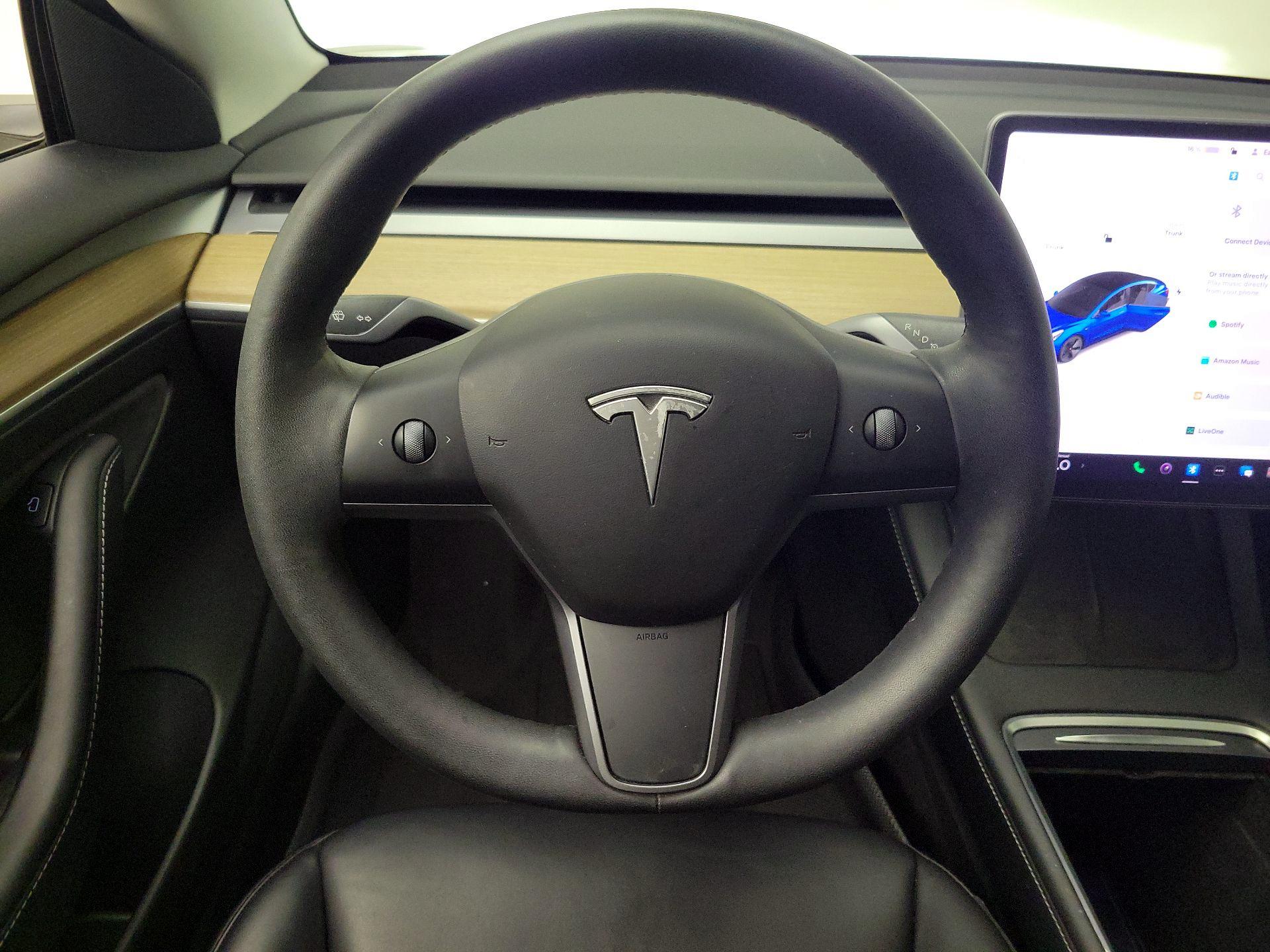 Thumbnail: 2021 Tesla Model 3 - 10
