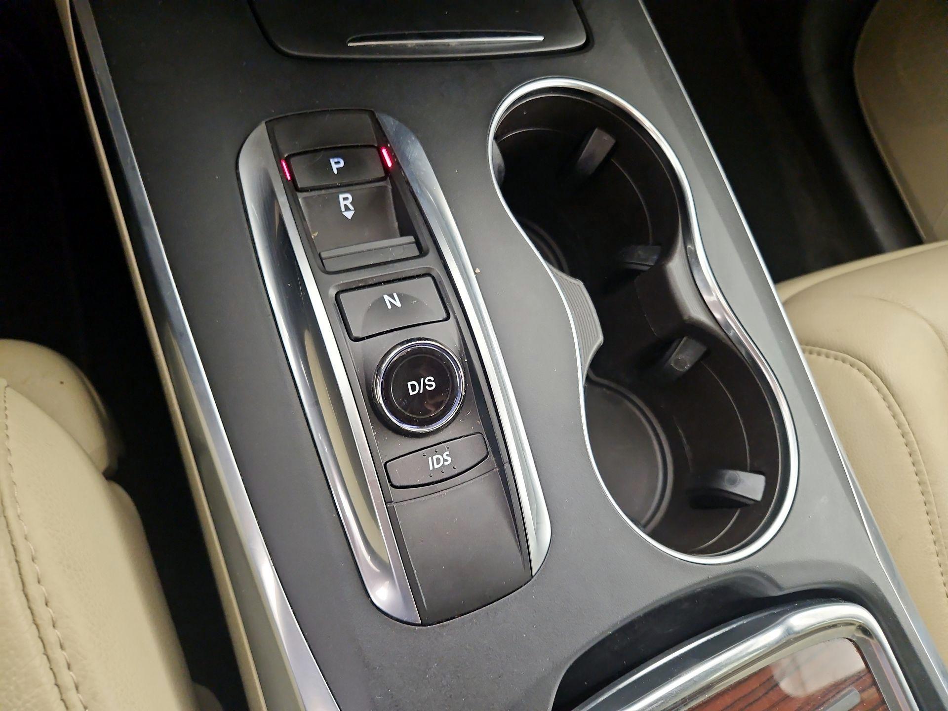 Thumbnail: 2016 Acura MDX - 17
