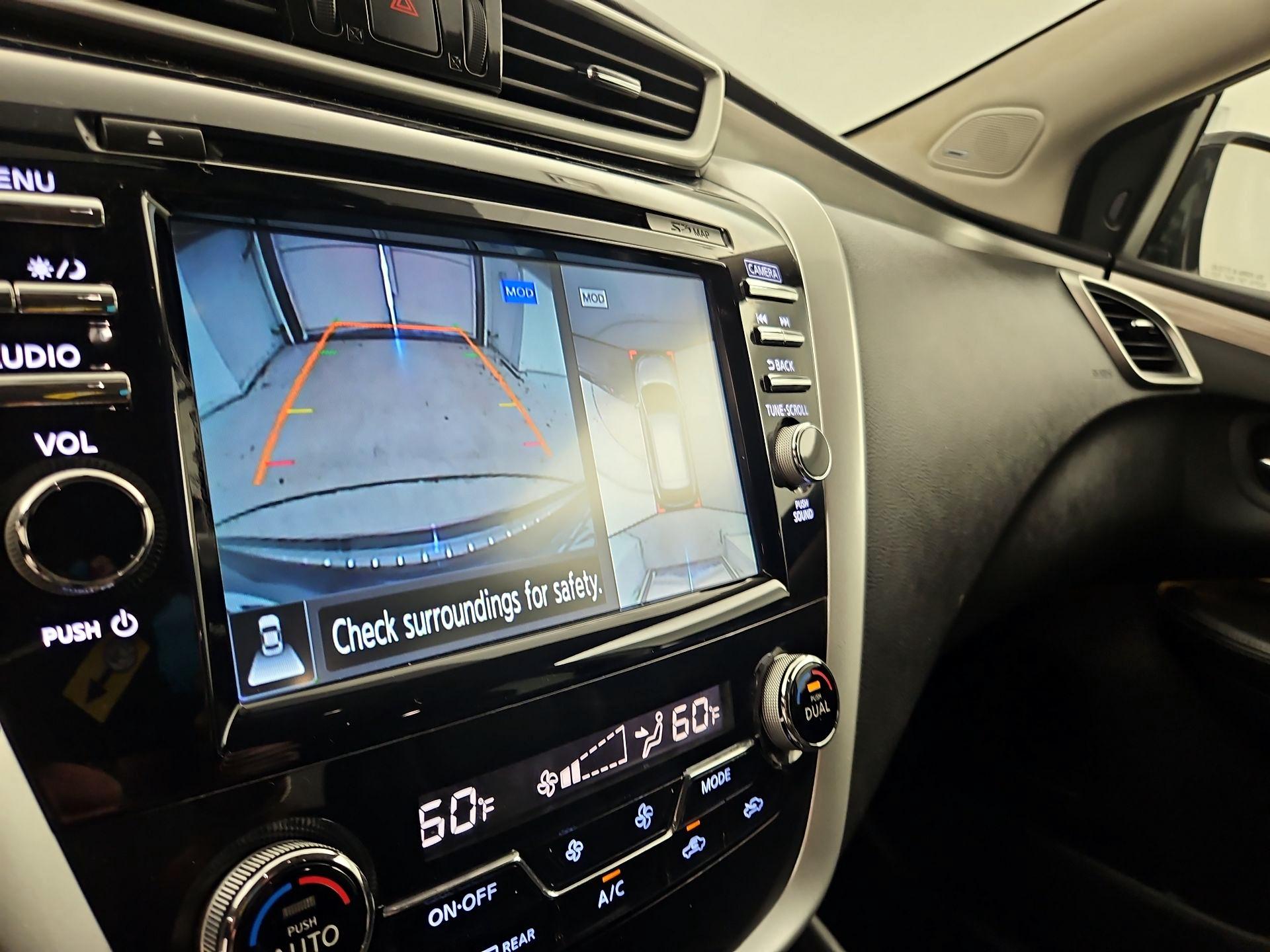 Thumbnail: 2015 Nissan Murano - 14