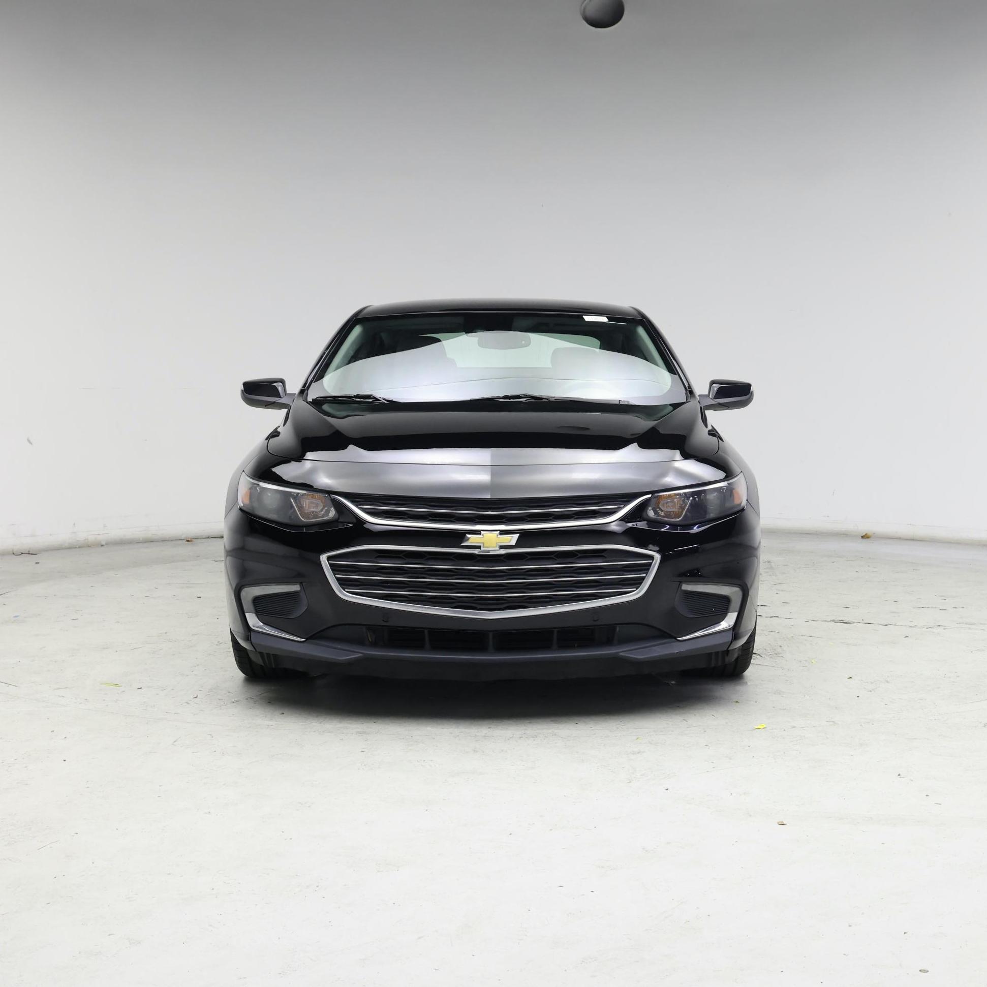 Thumbnail: 2016 Chevrolet Malibu - 5