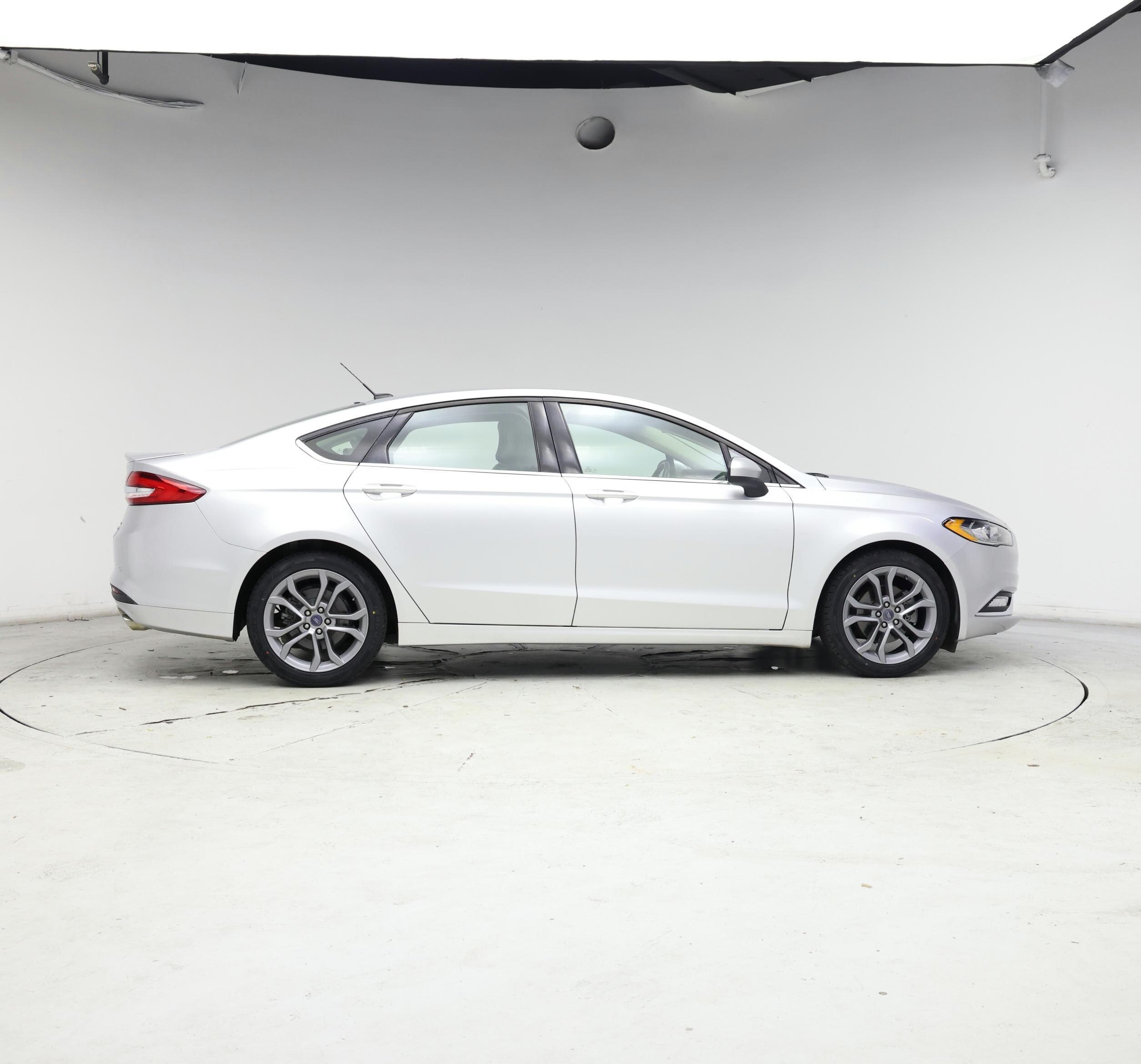 Thumbnail: 2017 Ford Fusion - 7