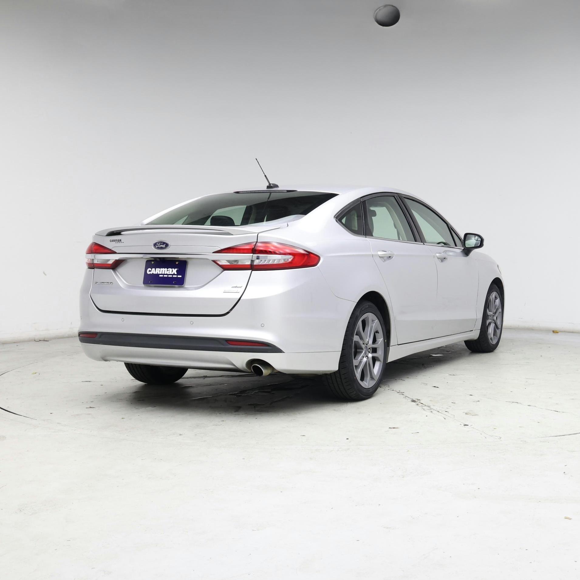 Thumbnail: 2017 Ford Fusion - 8