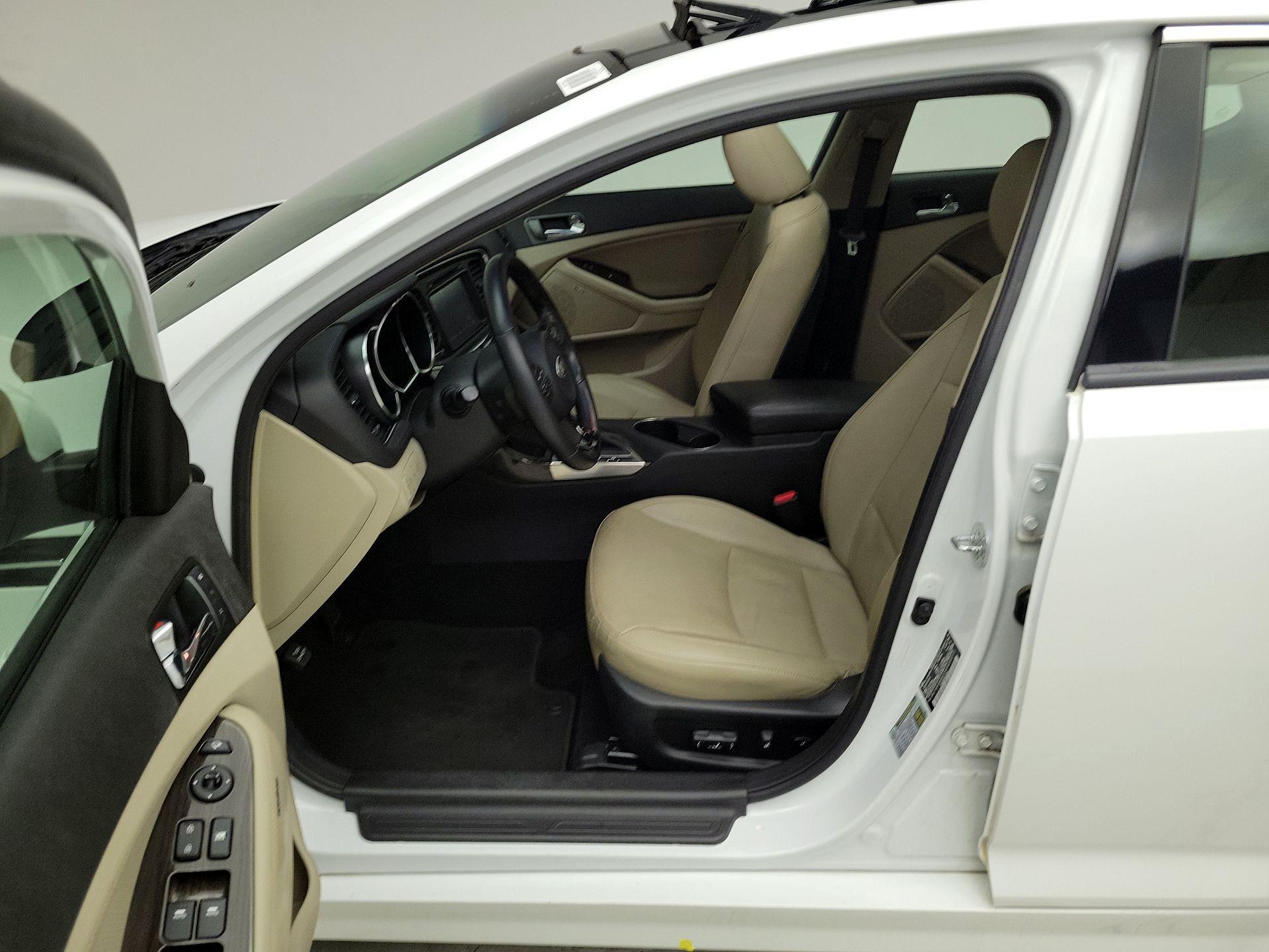 Thumbnail: 2014 Kia Optima - 11