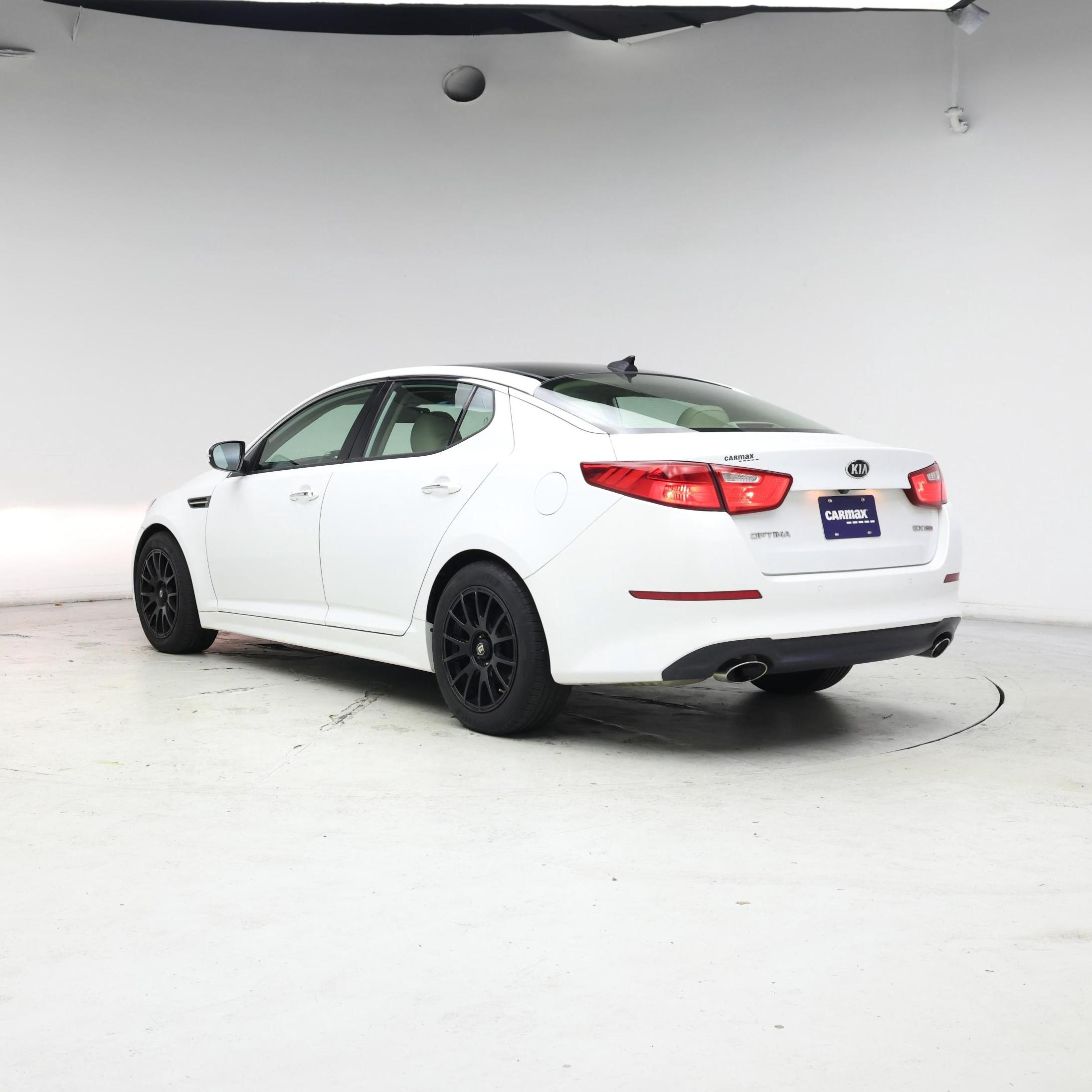 Thumbnail: 2014 Kia Optima - 2