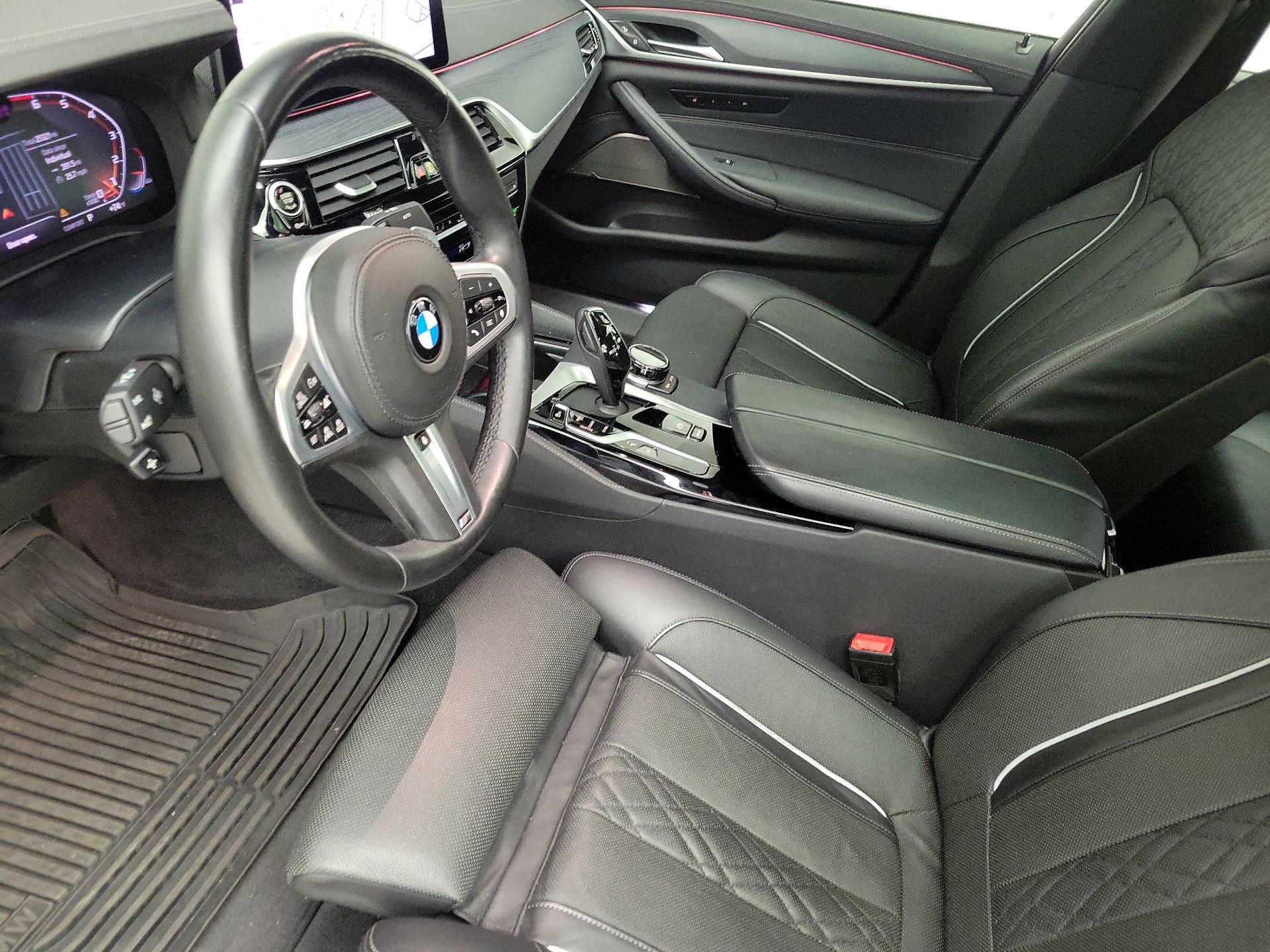 Thumbnail: 2021 BMW 5 Series - 11